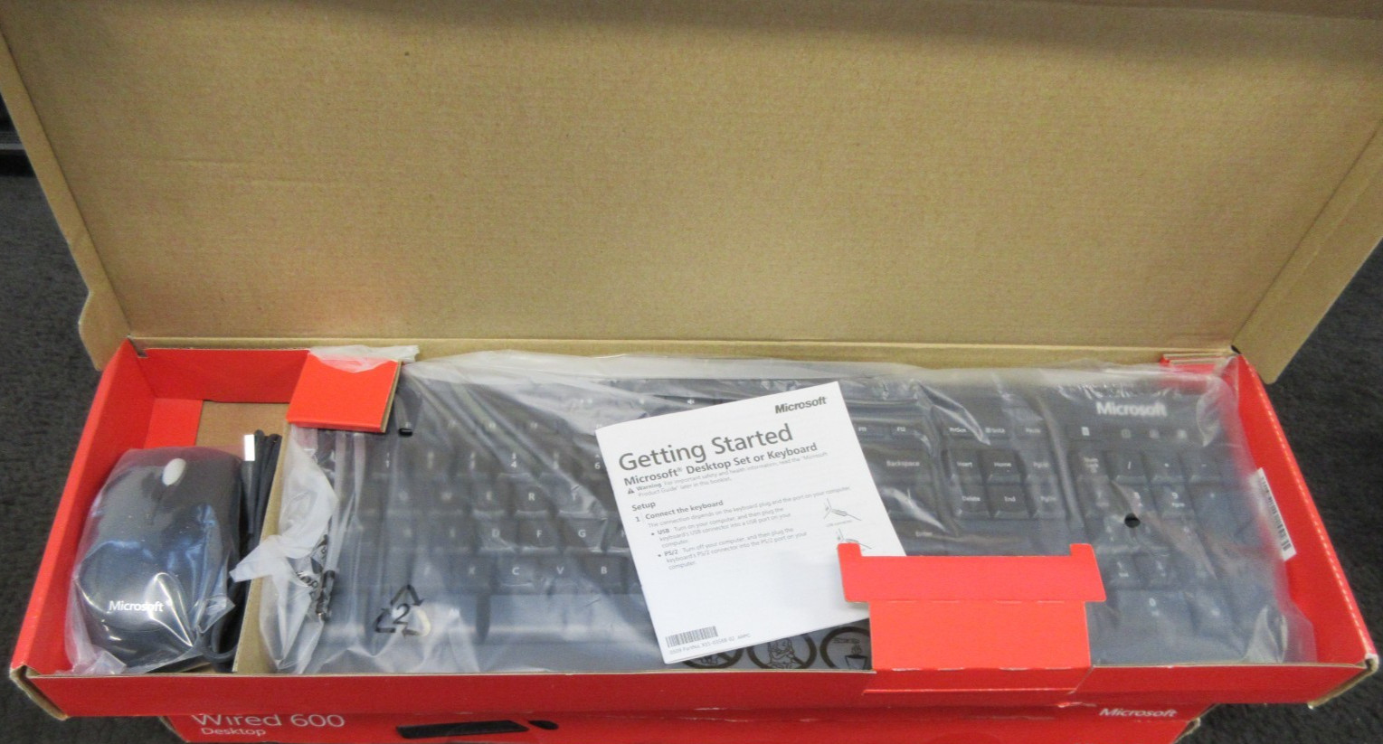 Lot of 4 Microsoft Wired Keyboard 600 Black