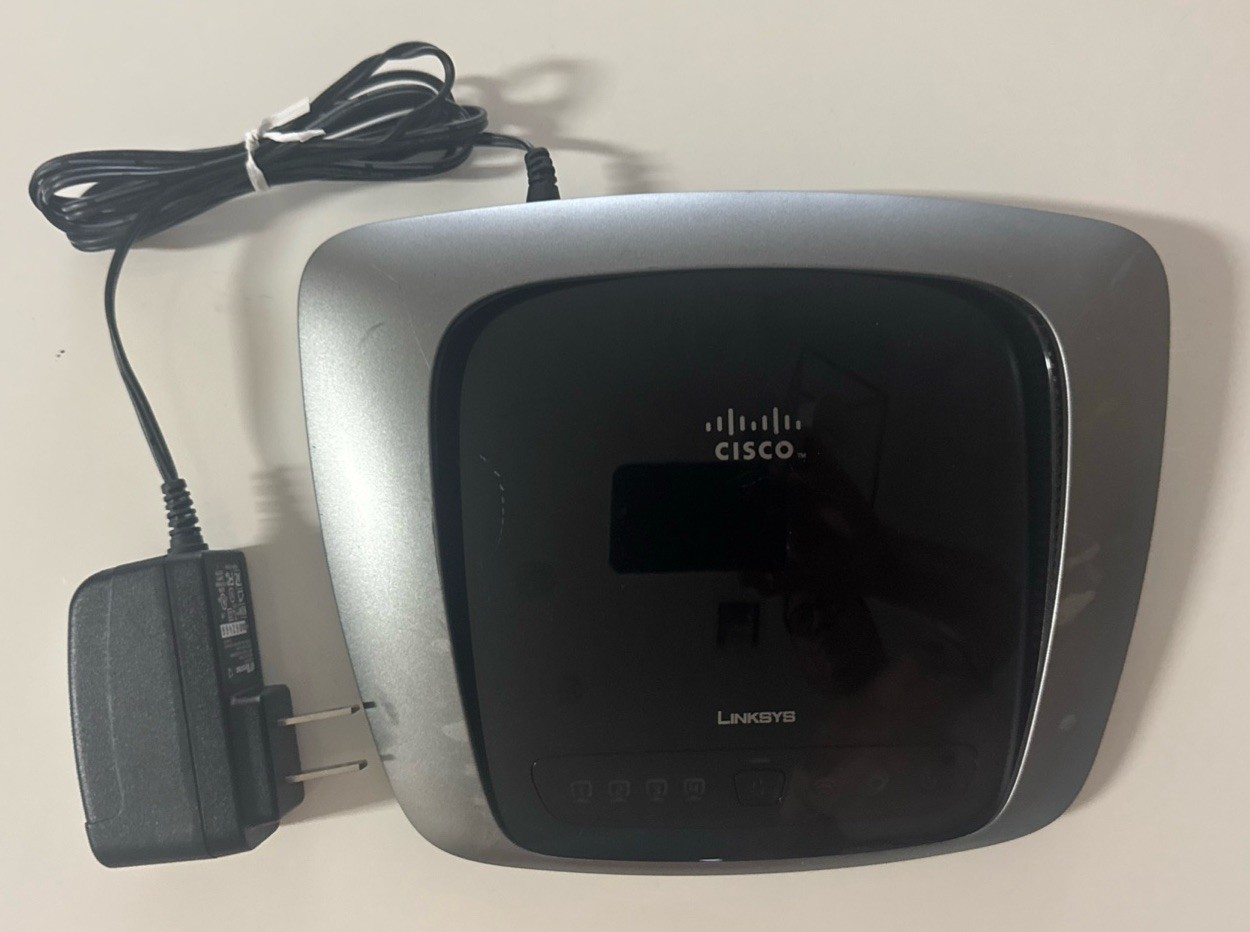 Cisco Linksys WRT310N V2 Wireless-N Gigabit Router 4 Ports WIFI - 