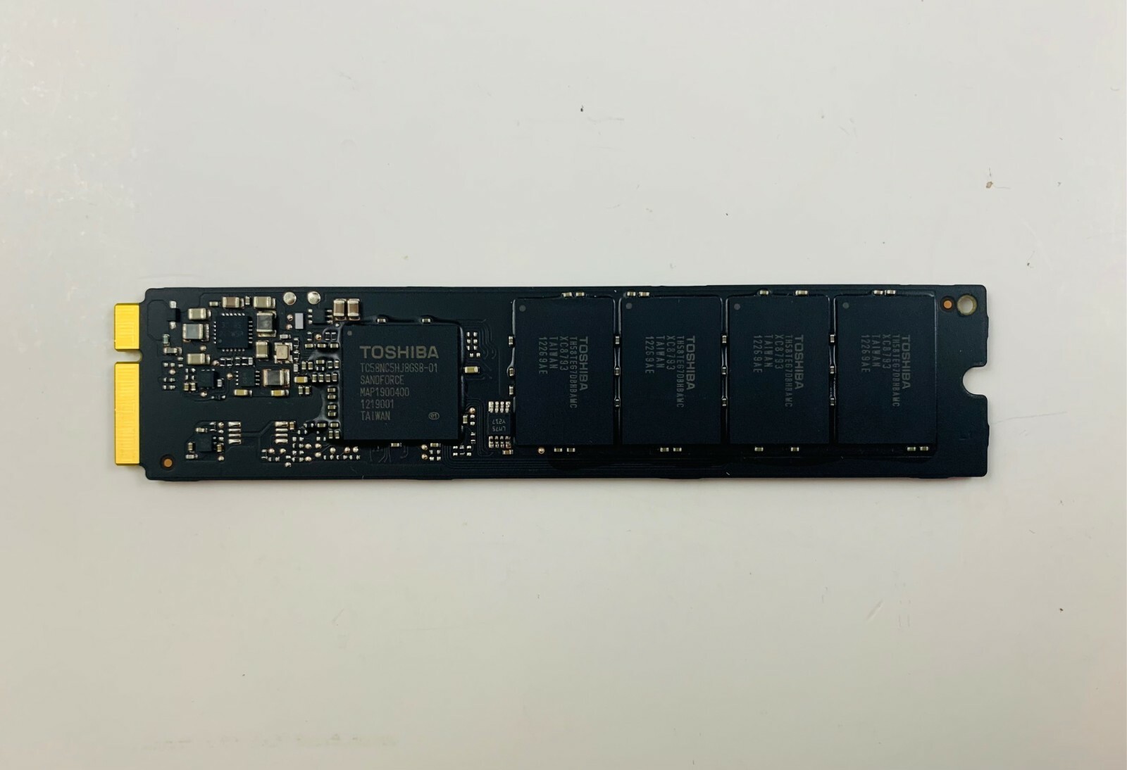Original Apple MacBook Air 11"  2013 64GB toshiba Solid Sate Drive ssd -Warranty