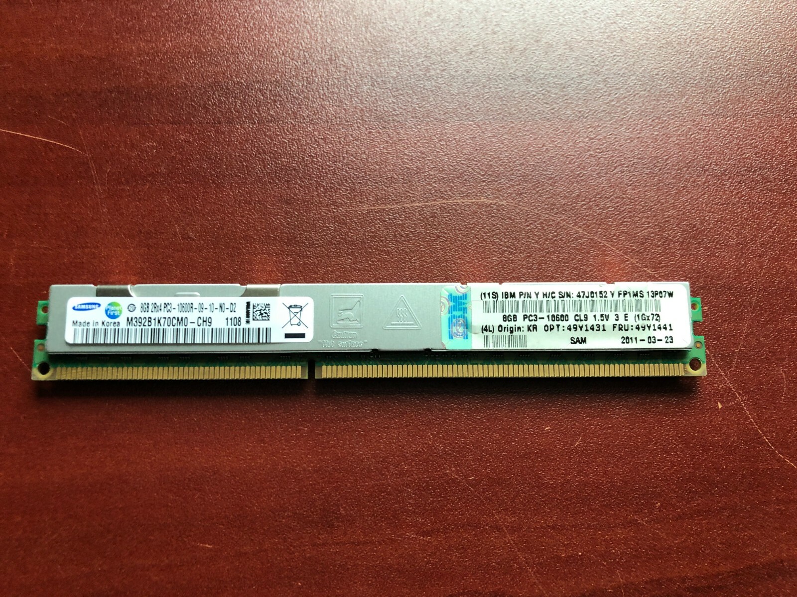 IBM/LENOVO 8GB - PC3-10600 PN: 49Y1431  FRU: 49Y1441