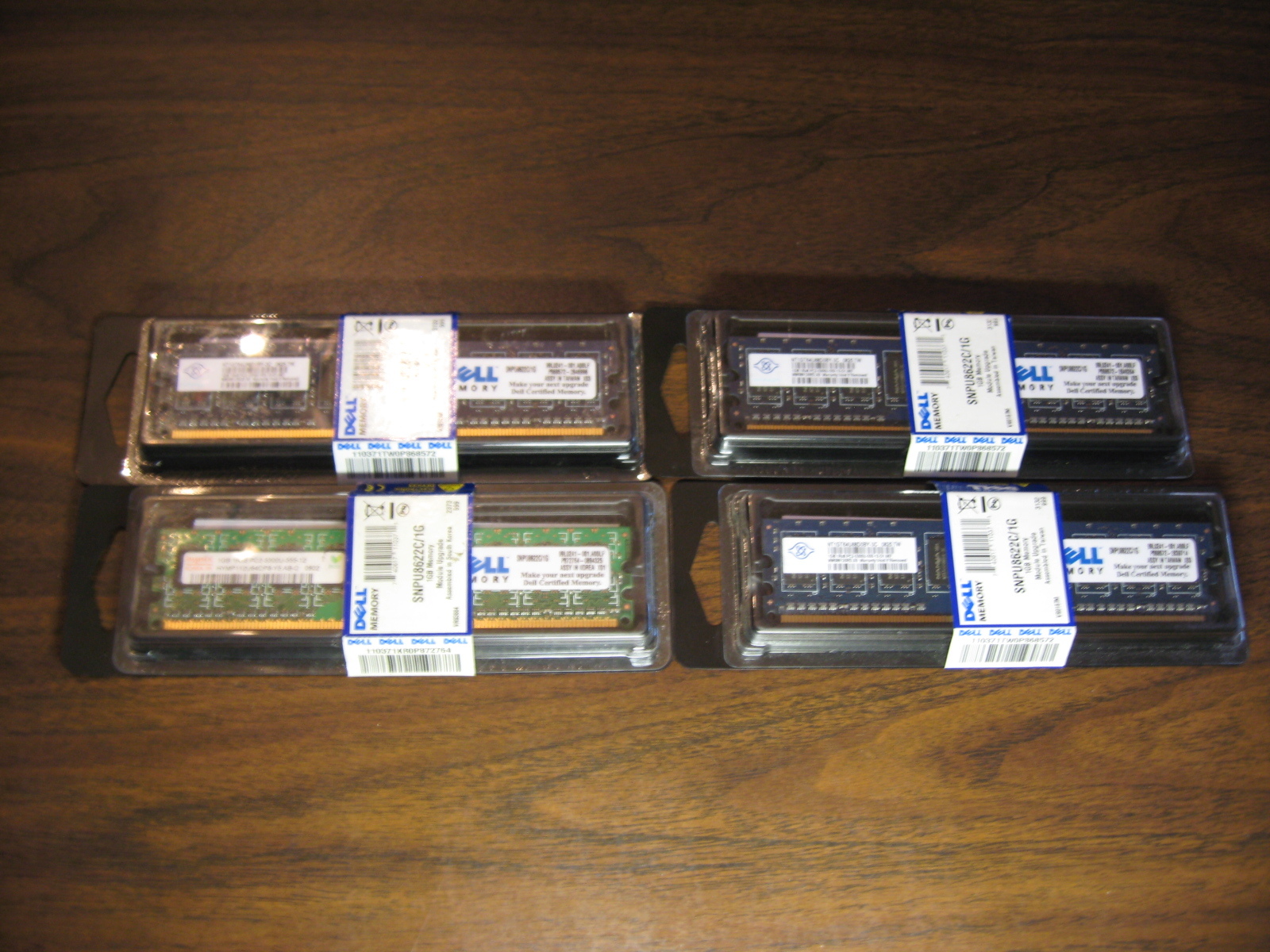 DELL Certified SNPU8622C/1G DDR2 DIMM 667Mhz Desktop Memory RAM PC2-5300 NEW 
