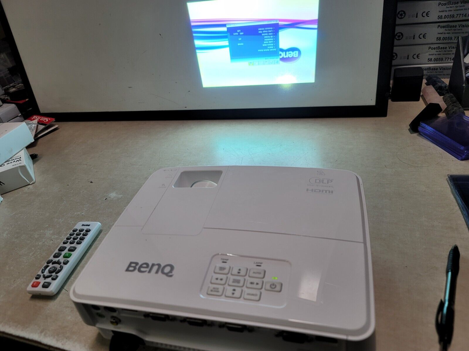 BenQ MW571 Installation Projector Used No cables or cords T6672