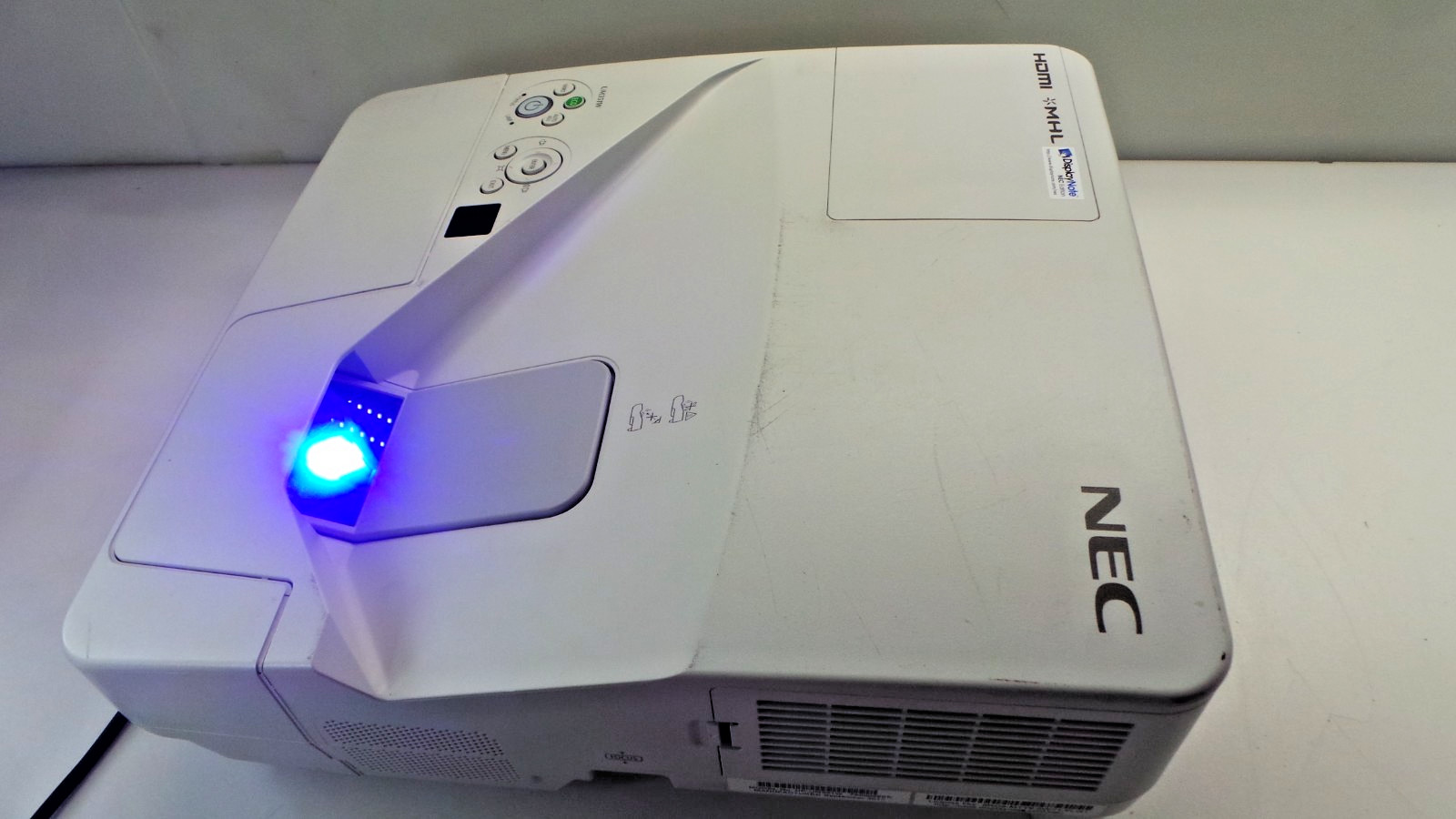 NEC NP-UM351W 3LCD Projector 3500 ANSI Lumens [Lamp Hrs: 453H] No Remote