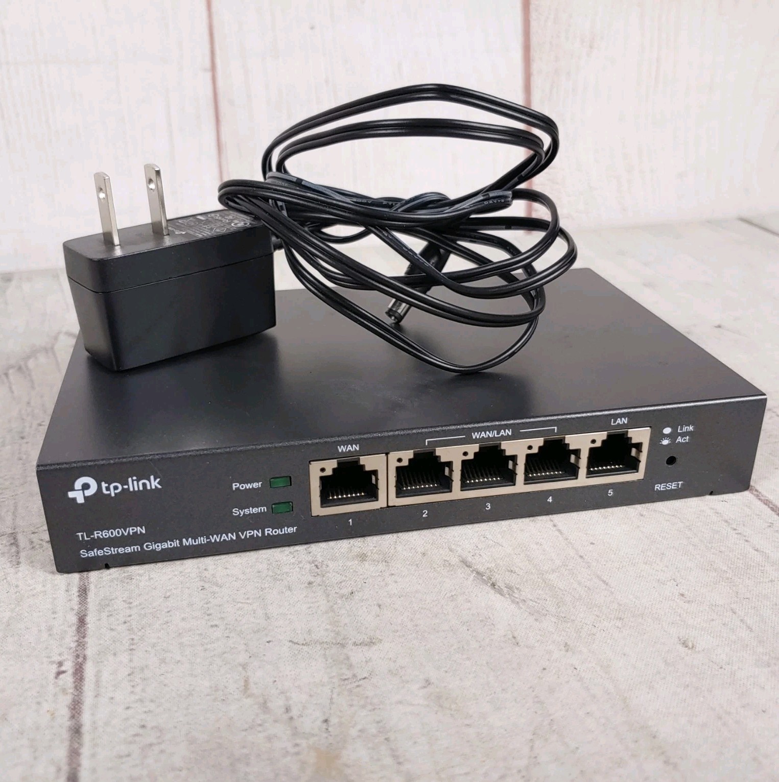 TESTED - TP-Link TL-R600VPN SafeStream Gigabit Multi-WAN VPN Router - Black