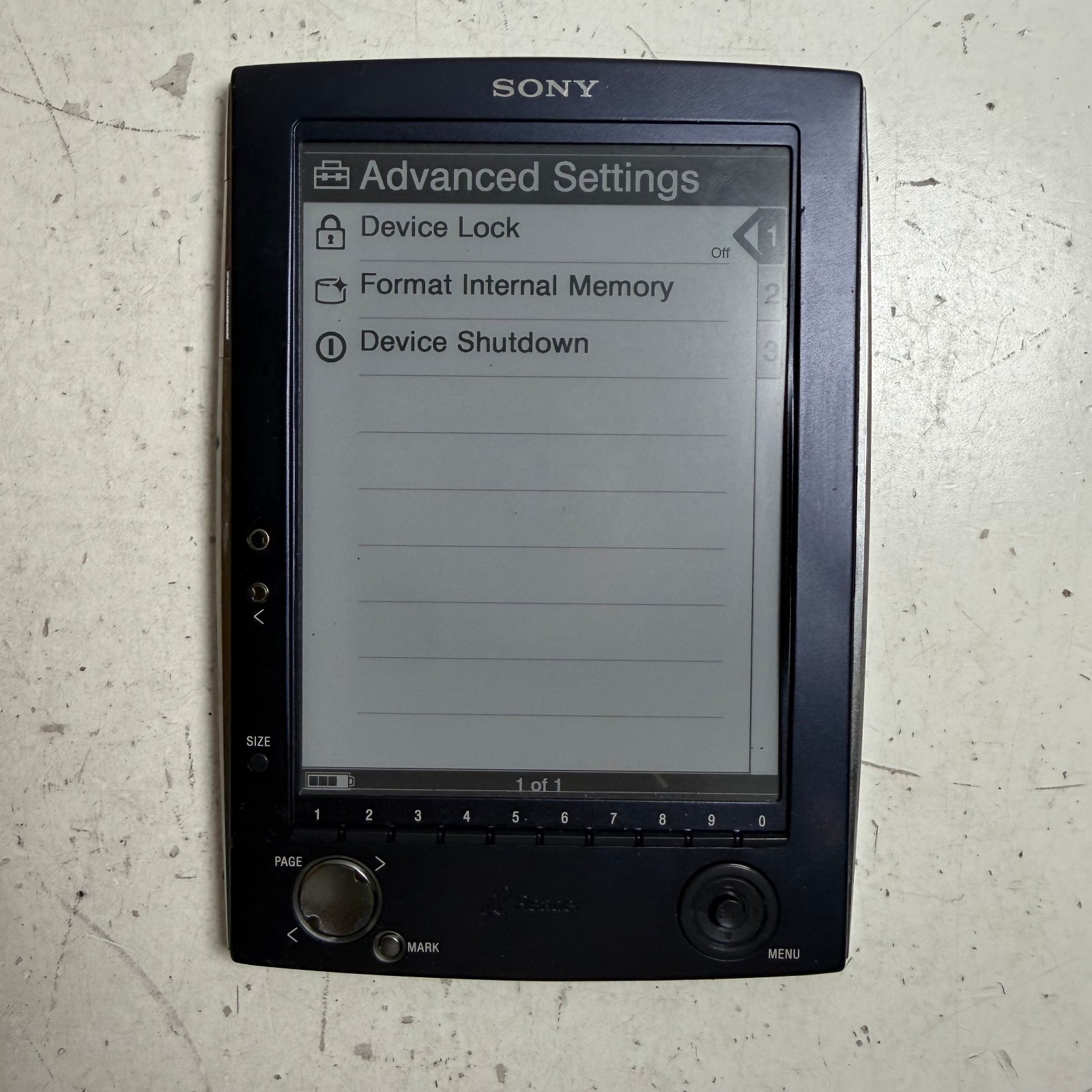 Sony Portable Reader System PRS-500 Blue 6.0" 170 dpi E-Ink Display eBook Reader
