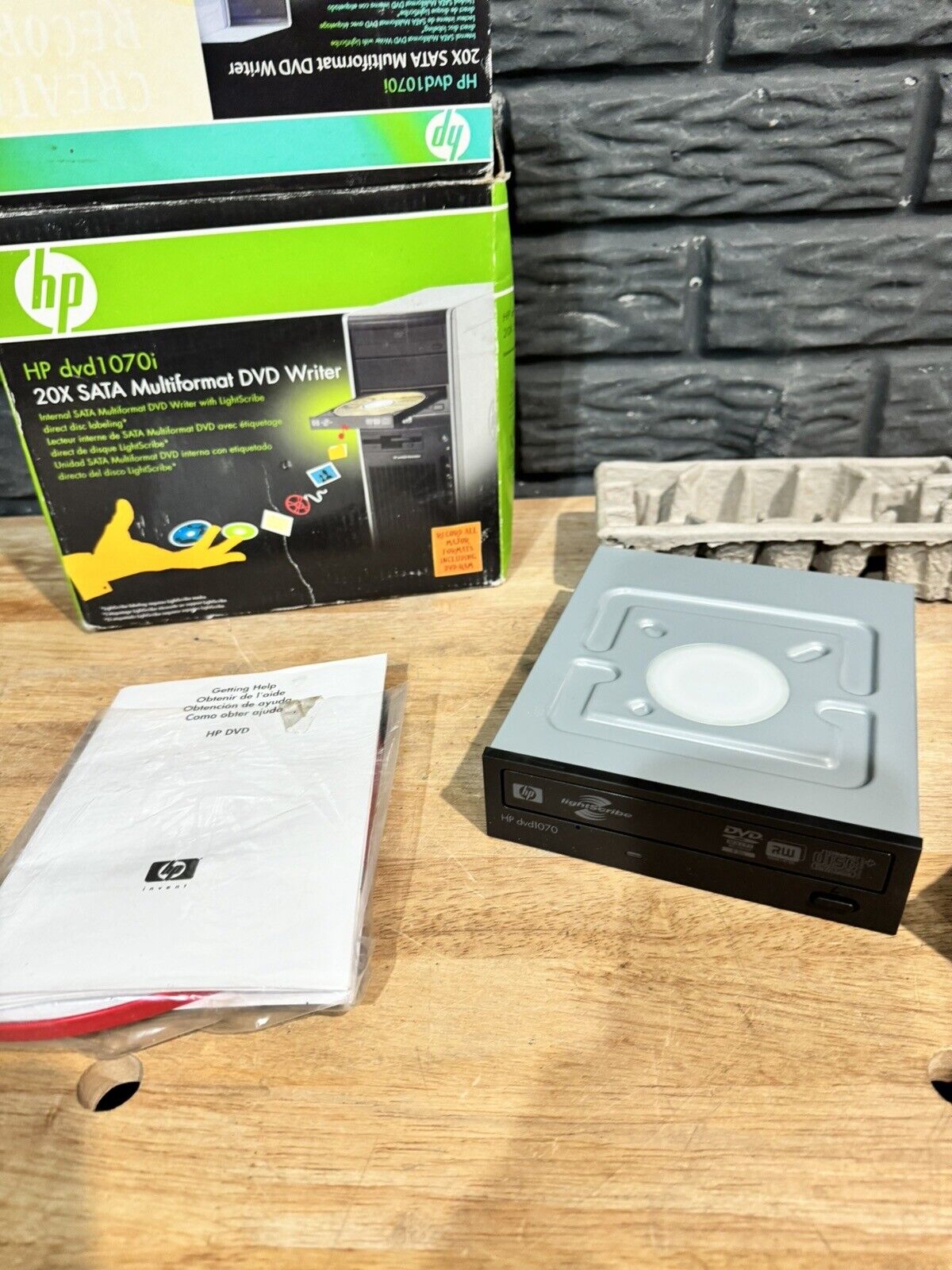 HP DVD1070i 20X SATA Multiformat DVD Writer New Hewlett Packard DVD-R DVDRW CDR
