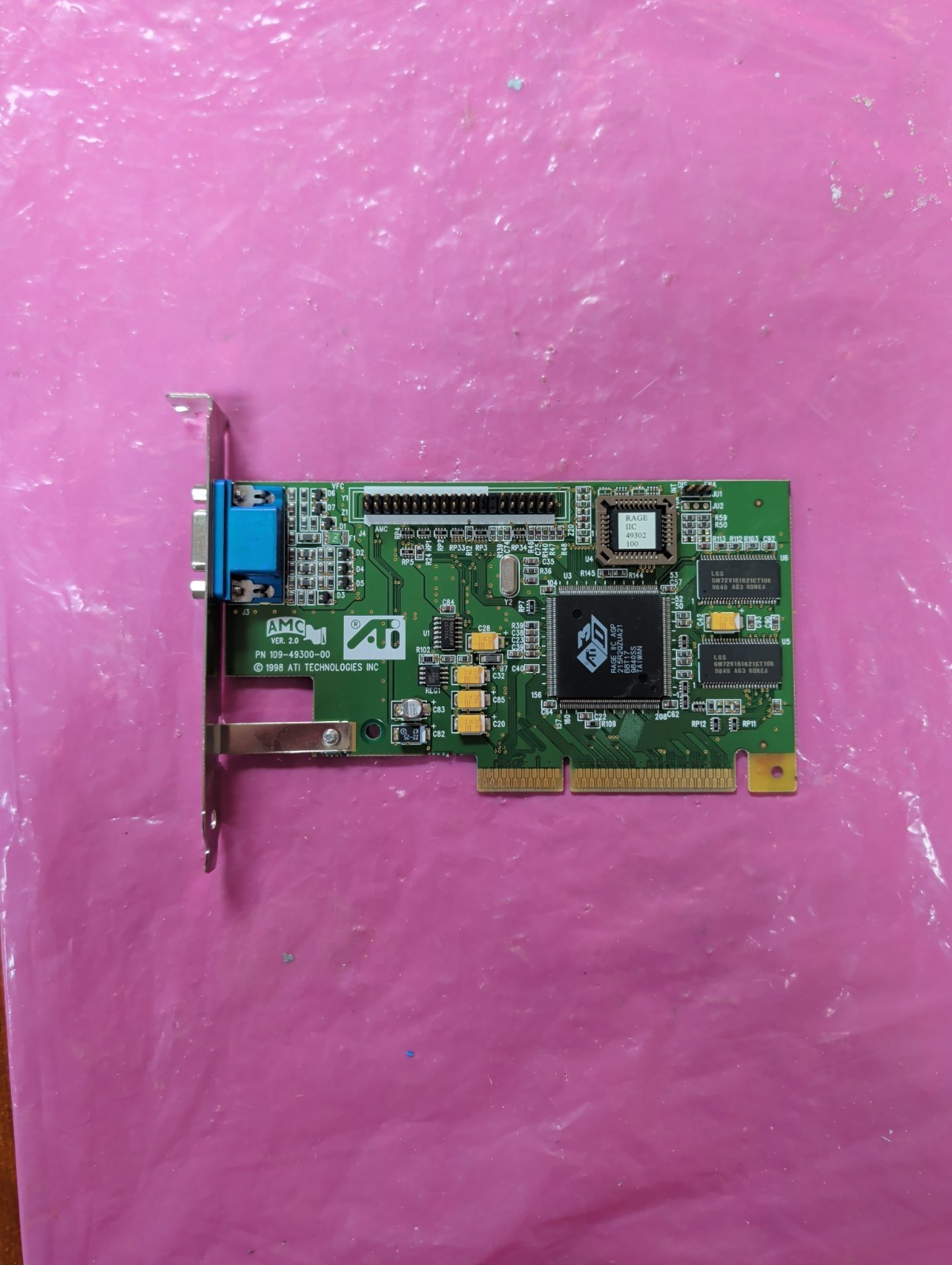 ATI 109-49300-00 109-49300-01 4MB AGP VGA Video Card Rage IIC