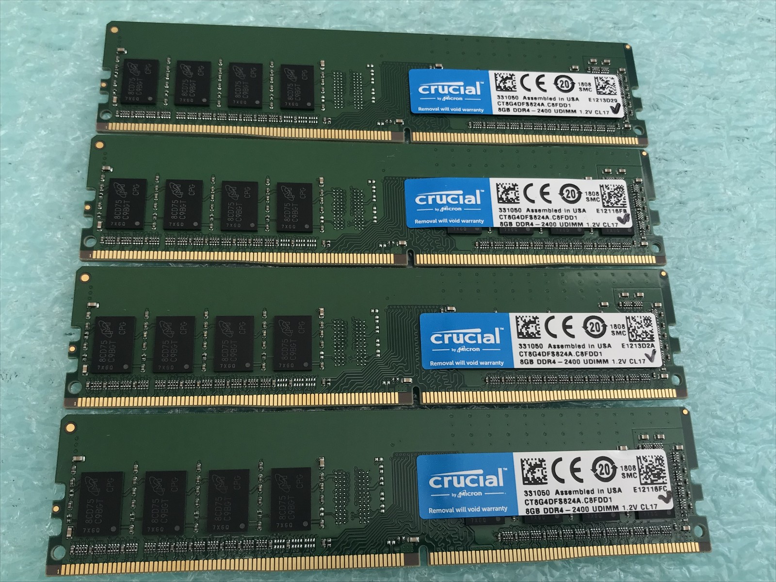Crucial 32GB(4 x 8GB) CT8G4DFS824A.C8FDD1 DDR4-2400 UDIMM Desktop RAM - CR352A