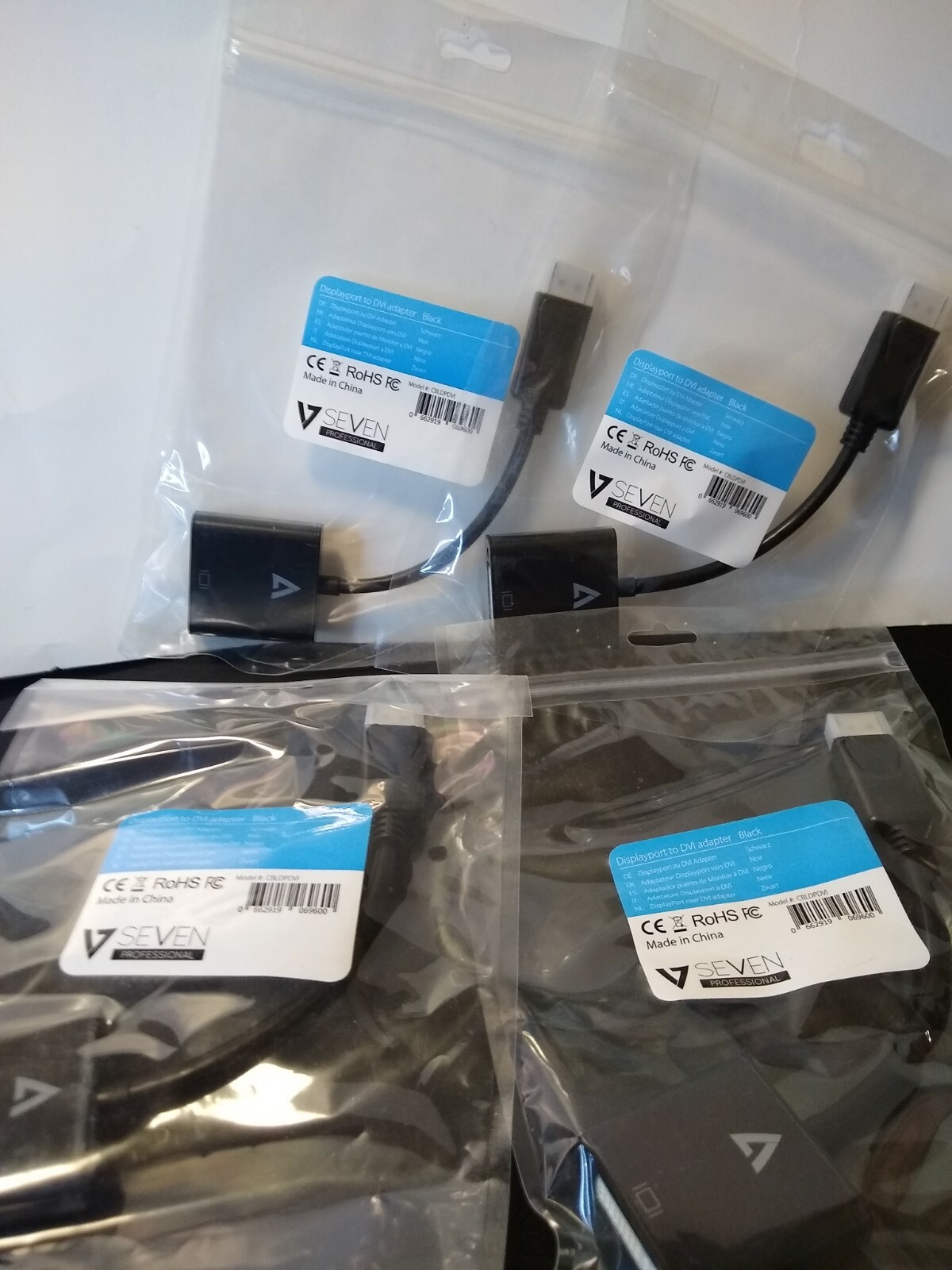 Lot of 4 x Brand New V Seven DisplayPort to DVI Adapter (Black) CBLDPDVI 