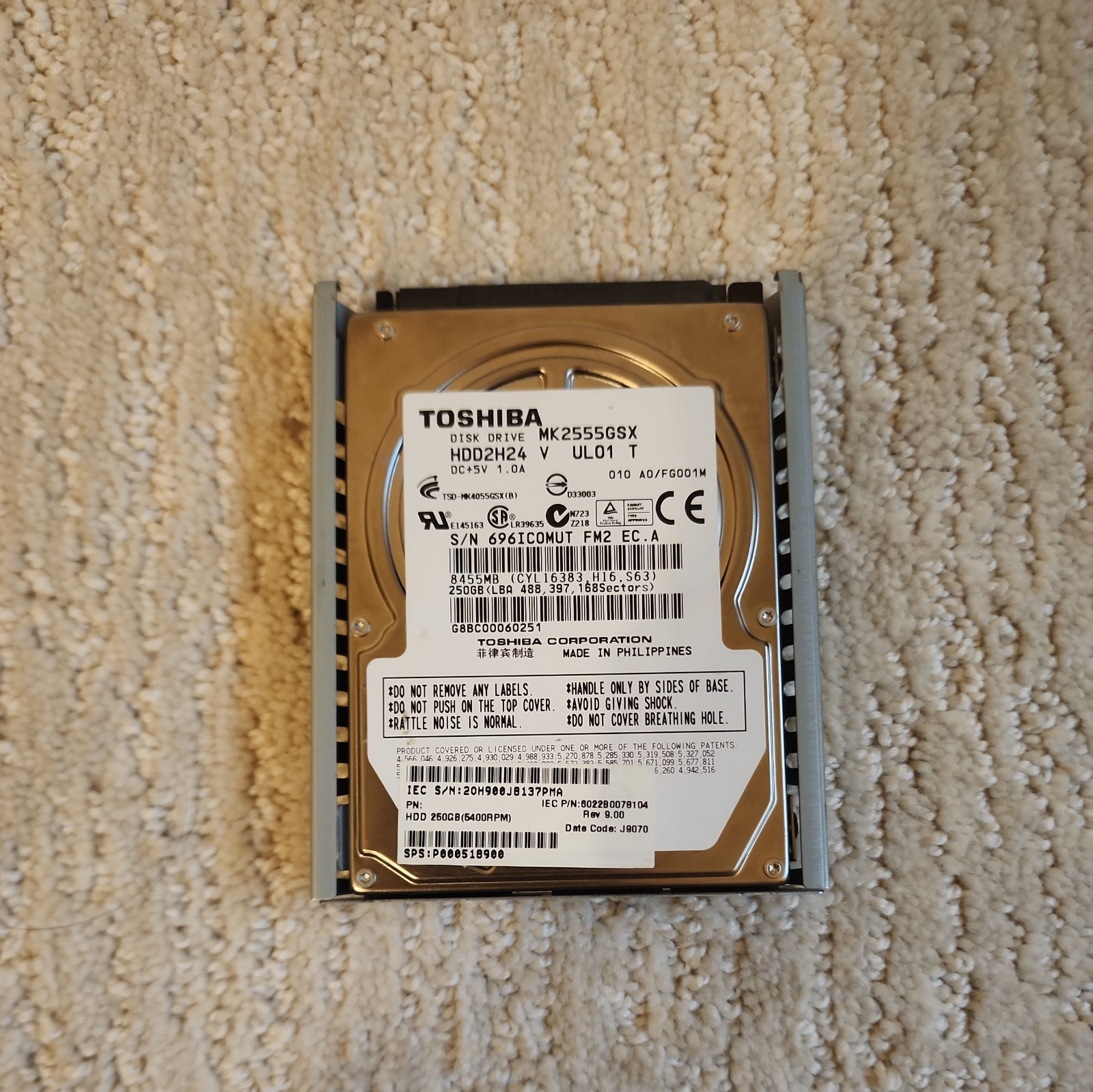 Toshiba MK2555GSX (HDD2H24 V UL01 S ) 010 A0/FG001M Laptop 250GB 2.5" SATA HDD