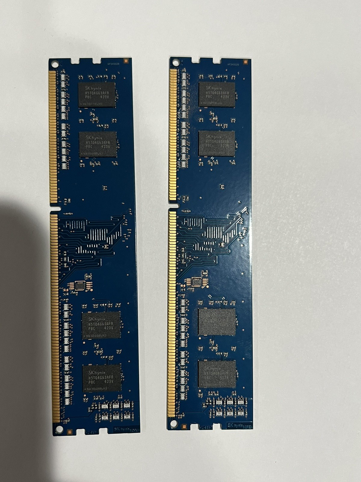 SK Hynix 4GB DDR3 RAM (2x2GB 1Rx16 PC3-12800U Desktop Memory HMT425U6AFR6C-PB NO