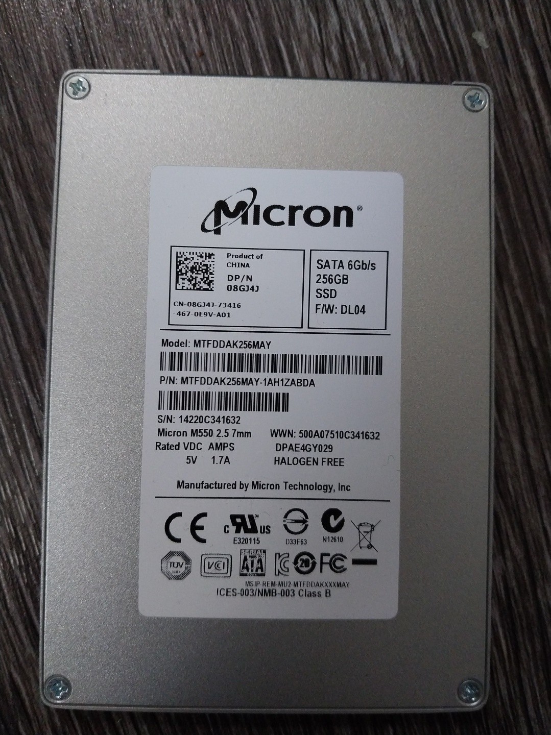 Micron M550 256GB 2.5" SATA SSD MTFDDAK256MAY-1AH12ABHA