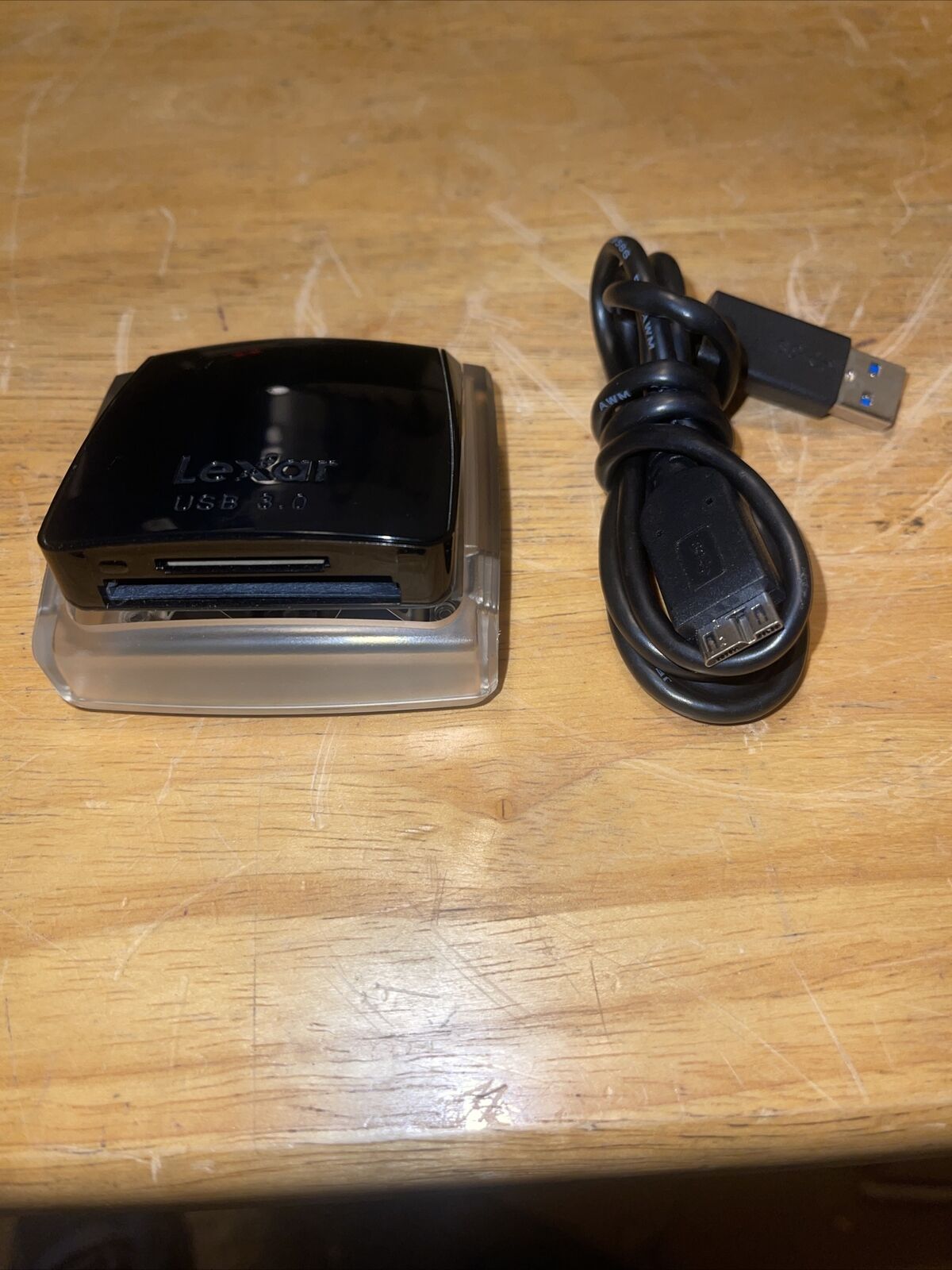 LEXAR LRW300U Professional USB 3.0 Dual Slot Memory Card Reader w/Cord