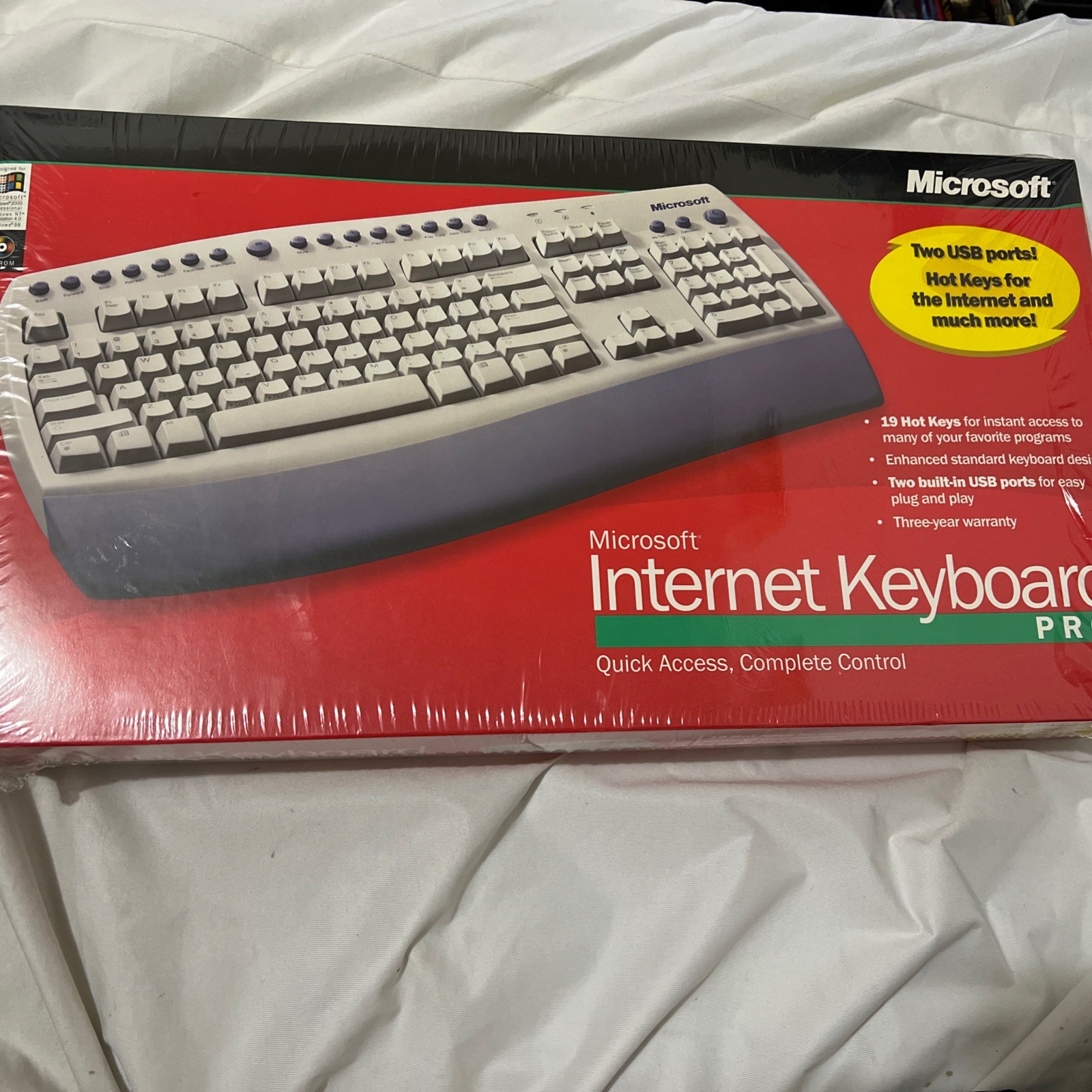 Vintage Microsoft Internet Keyboard Pro PS/2 USB White X05-52232 New Open Box