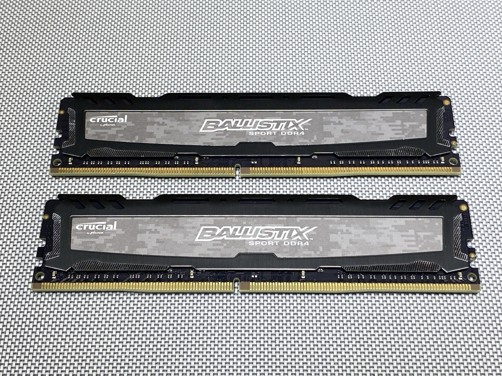 Crucial Ballistix Sport 16GB (2x8GB) DDR4 2400MHz RAM (BLS8G4D240FSB.16FBD2)