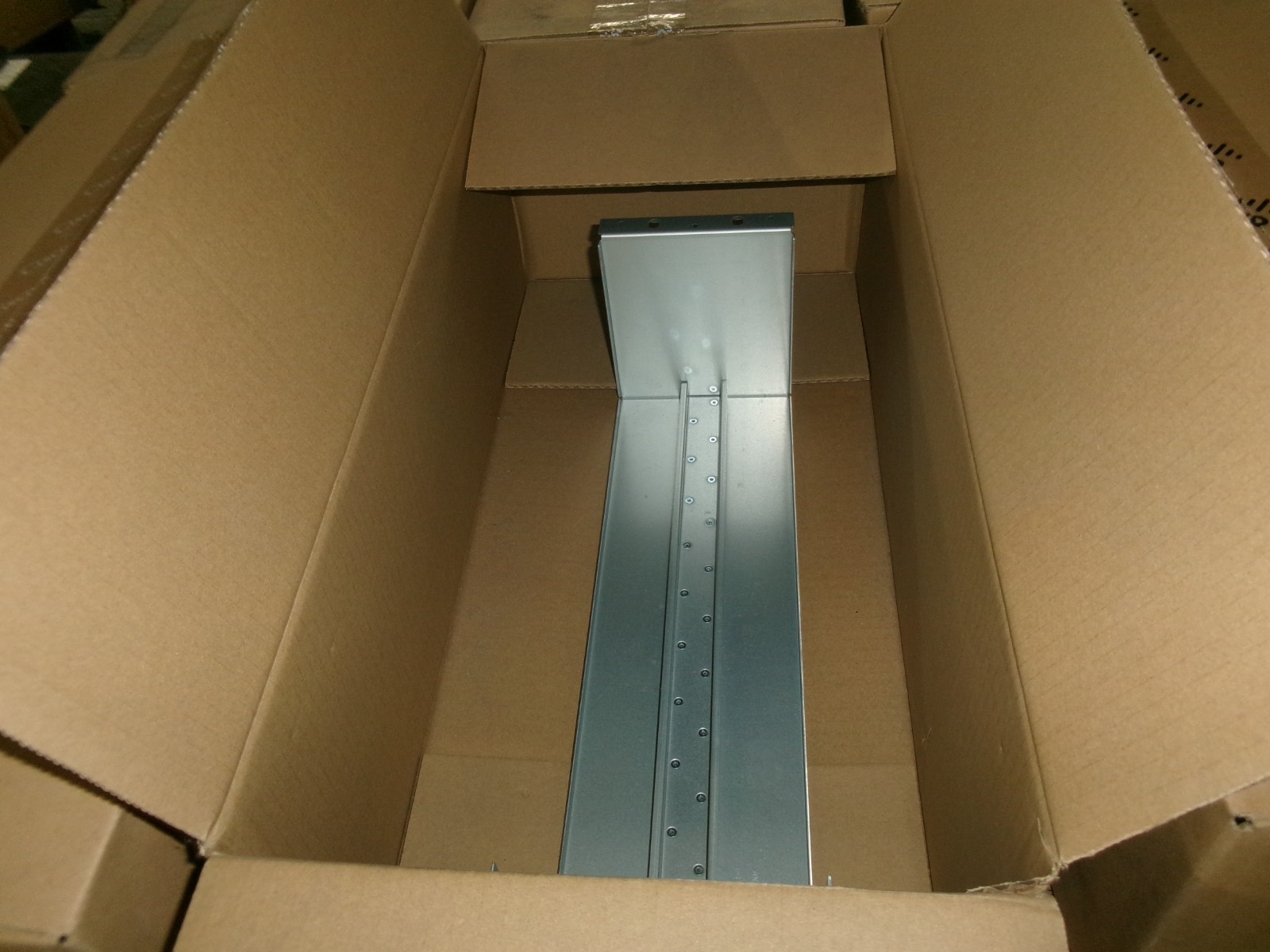 NEW OPEN BOX CISCO STK-RACK-DINRAIL=