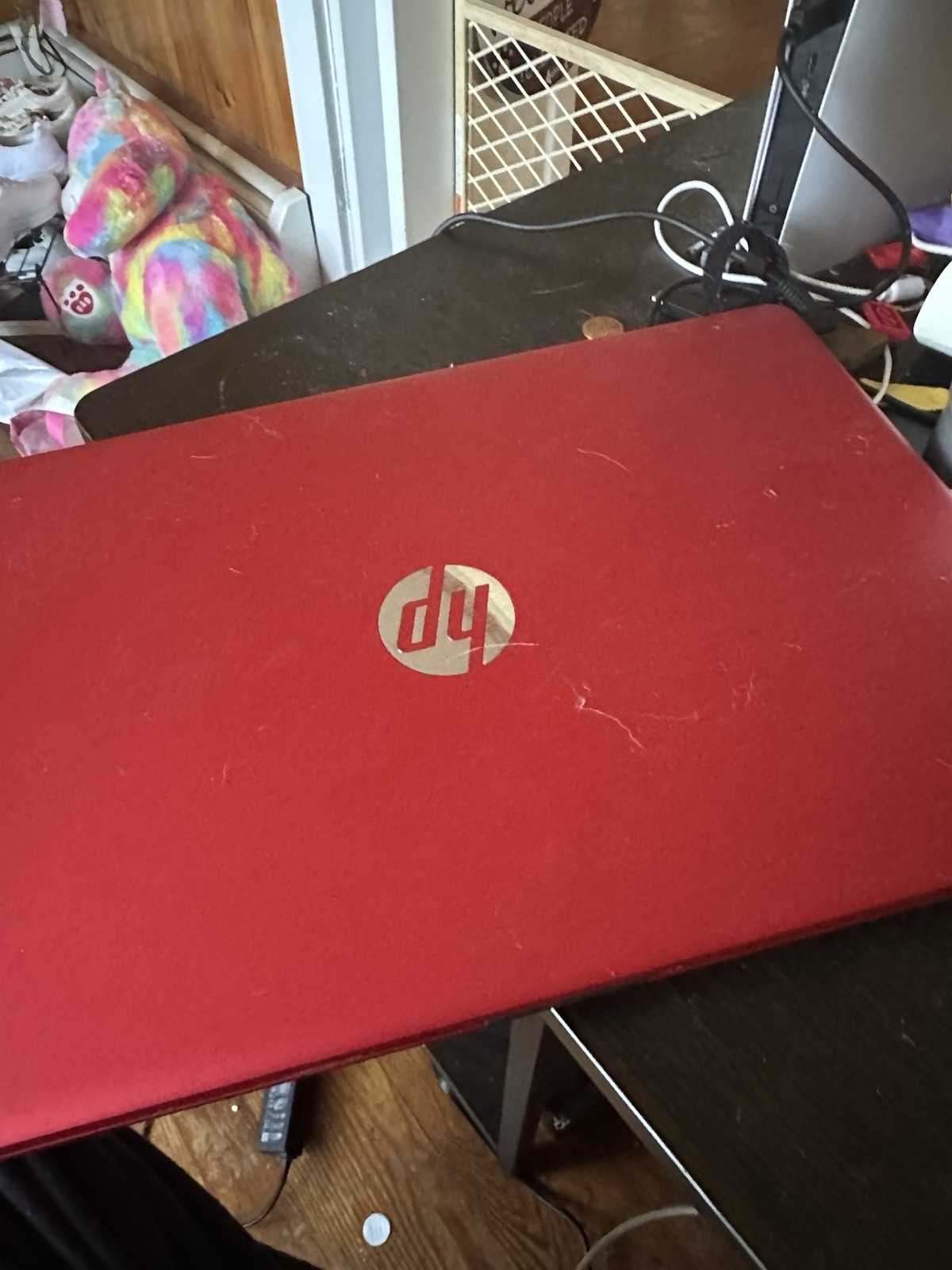 HP Pavilion Red