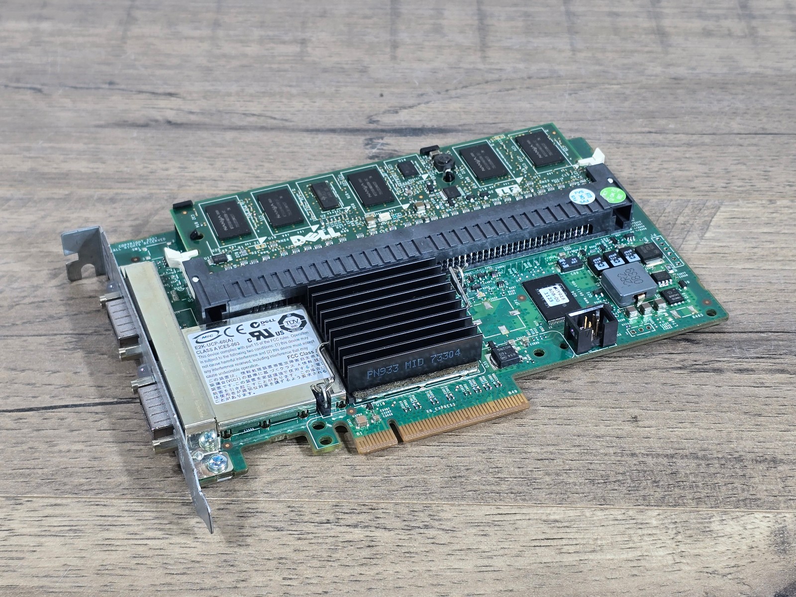 Genuine Dell Perc 6/E PCI-E 512MB SAS Raid Controller Card Battery KR174 J155F