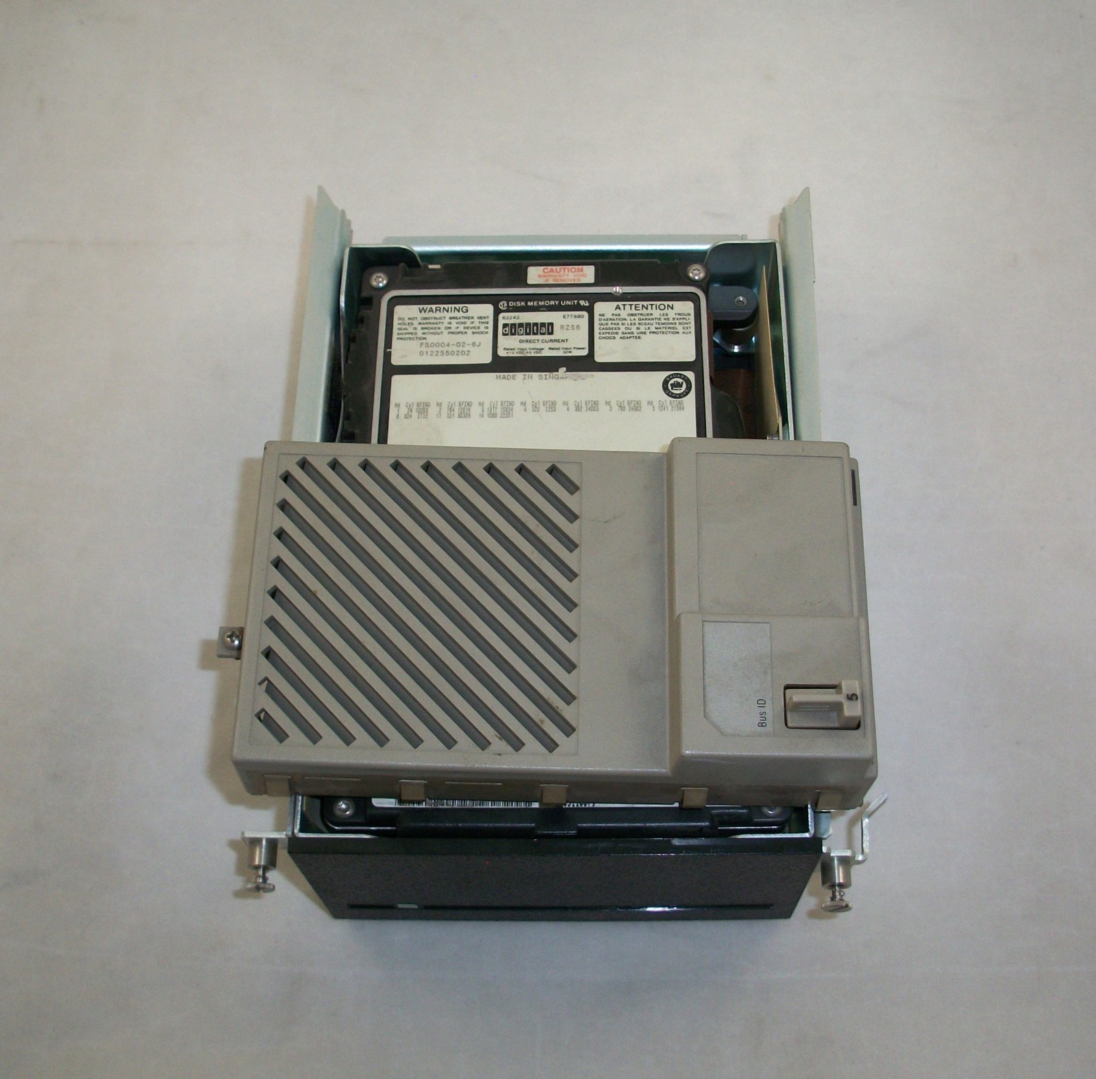 DEC RZ56E-AF 665 MB SCSI Disk Drive Unit
