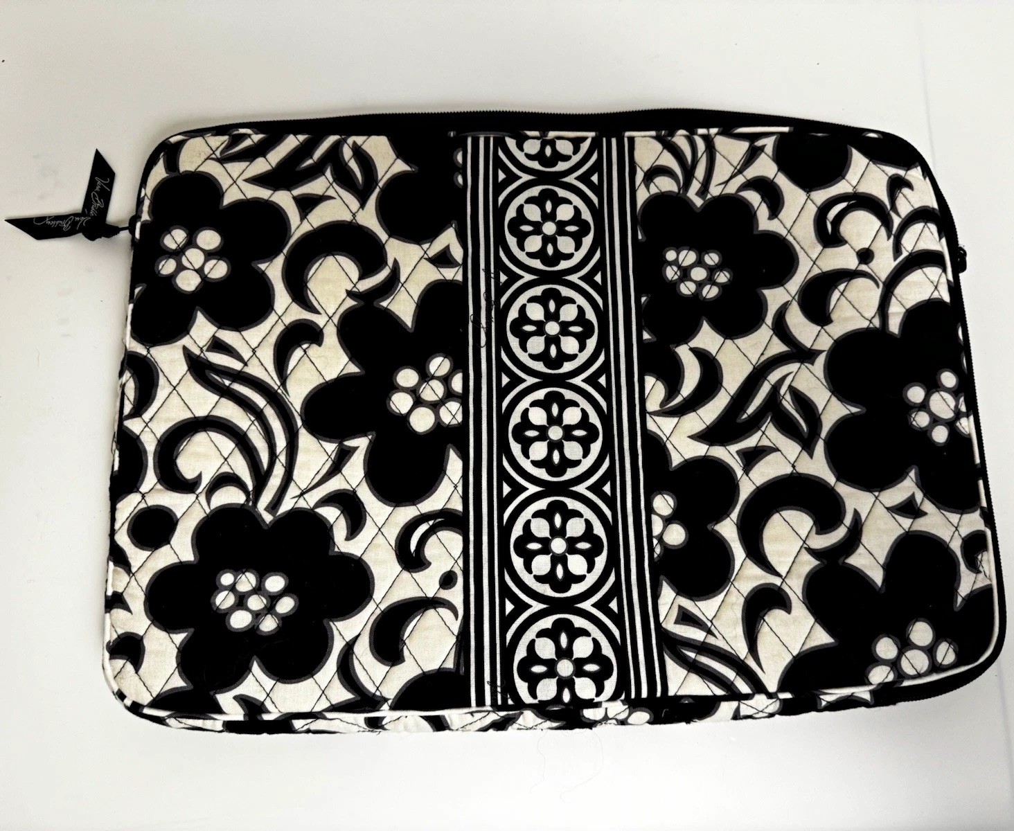 Vera Bradley Laptop Computer Case Night & Day Black White Quilted 17”