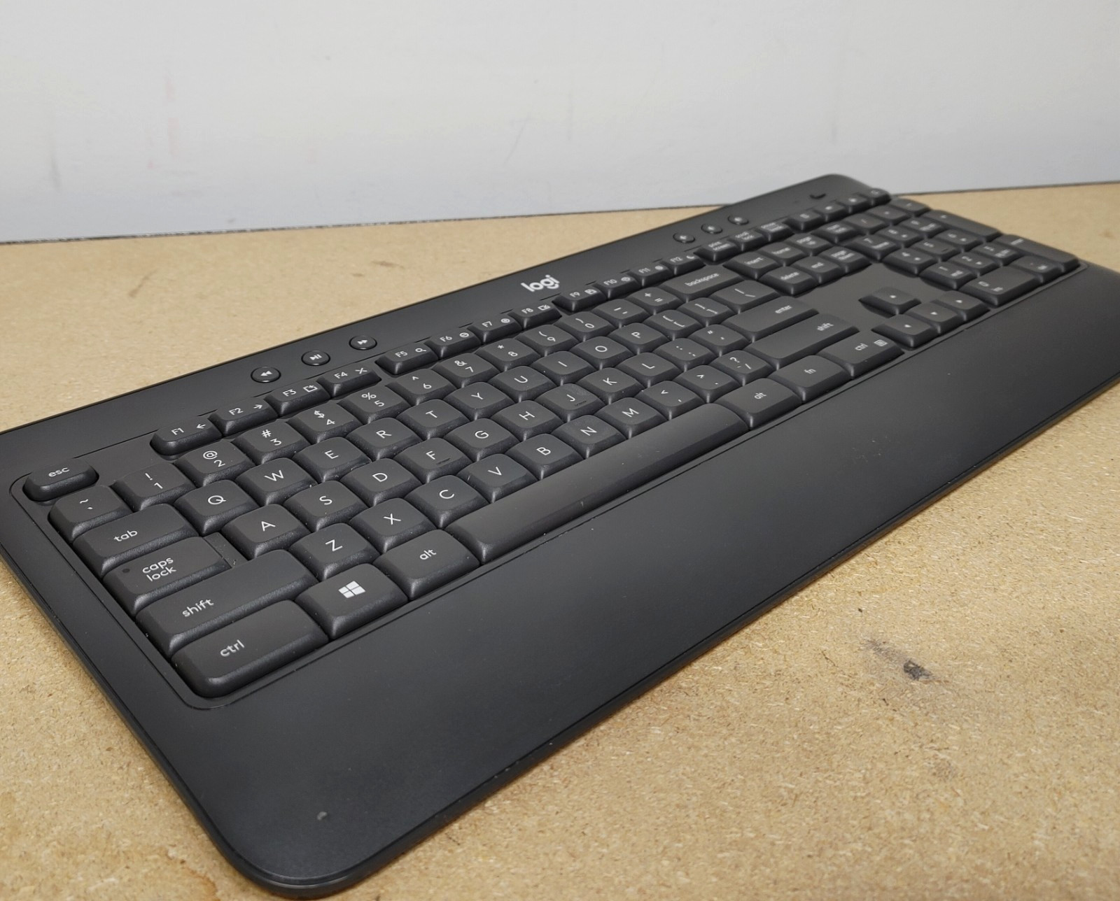 LOGI K540 Wireless Desktop Keyboard