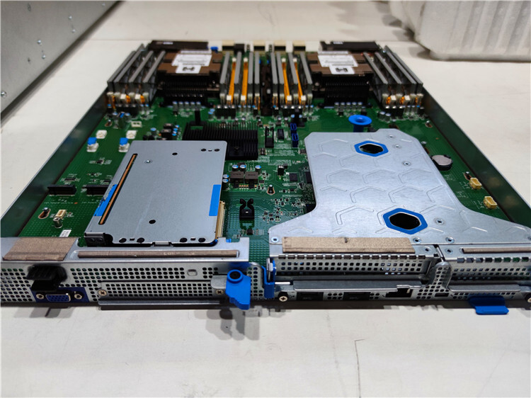 Quanta D52G-4U Server 24X2.5"/2xGold 6138 CPU 20Core/256G RAM/10x RTX 3060 12G