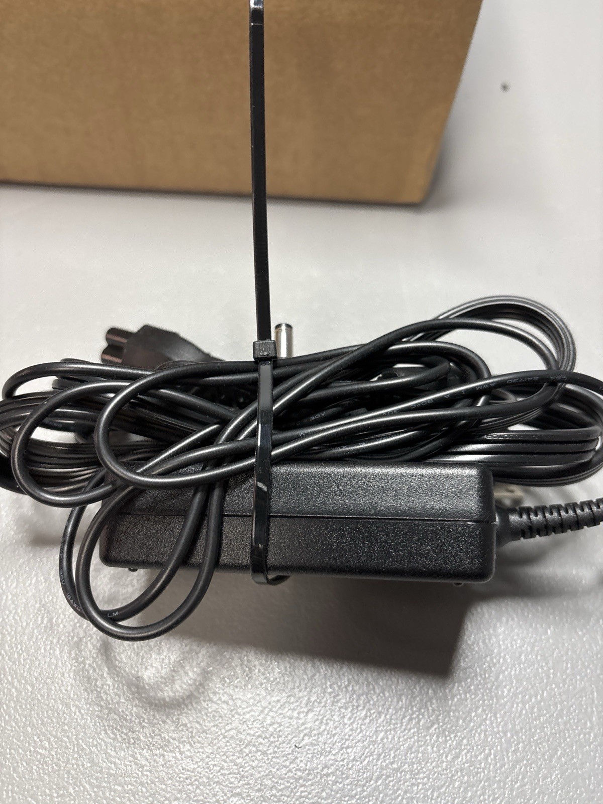Motion Tablet AC Adapter Charger 19V 3.42A 65W Delta SADP-65NB B Center Pin