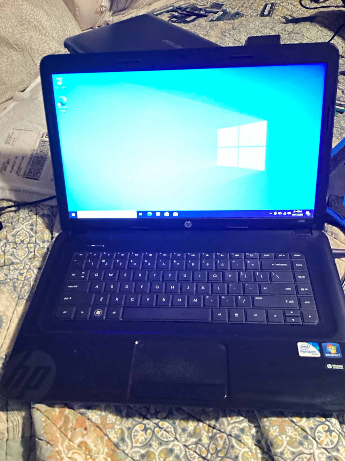 HP 2000 15.6" Pentium B970 2.30GHz 4GB 320GB HDD Win10 Black READ