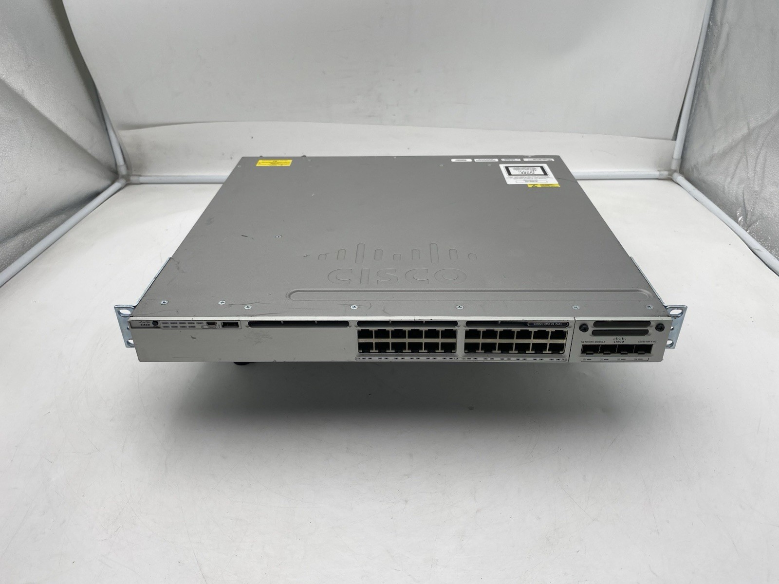 Cisco WS-C3850-24P-S Switch 24-Port Gigabit PoE+ w/ 1x PSU, C3850-NM-4-1G
