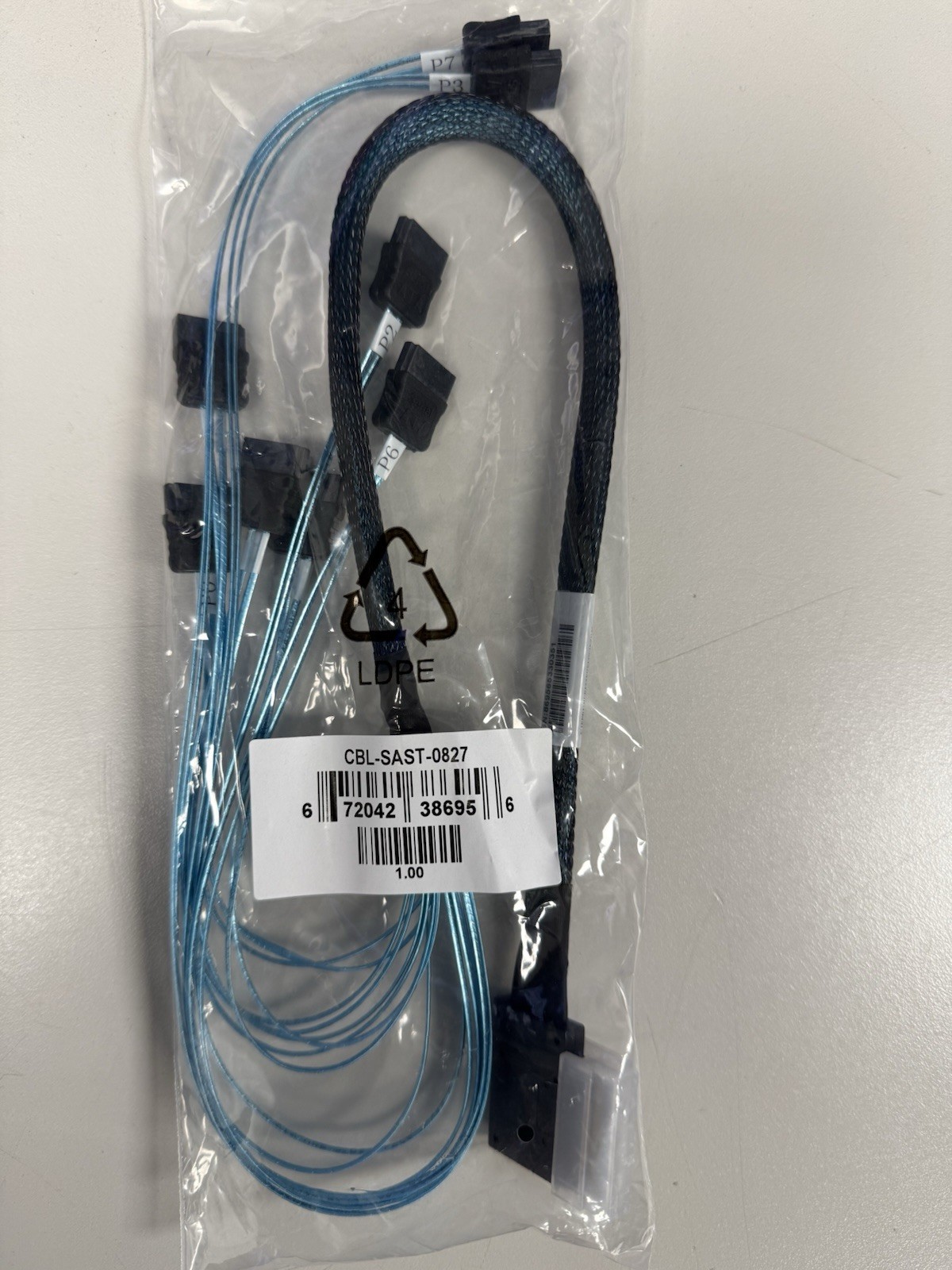 Supermicro CBL-SAST-0827 SLIMLINE SAS x8 (LA) to 8 SATA x4,INT, 70CM,32AWG