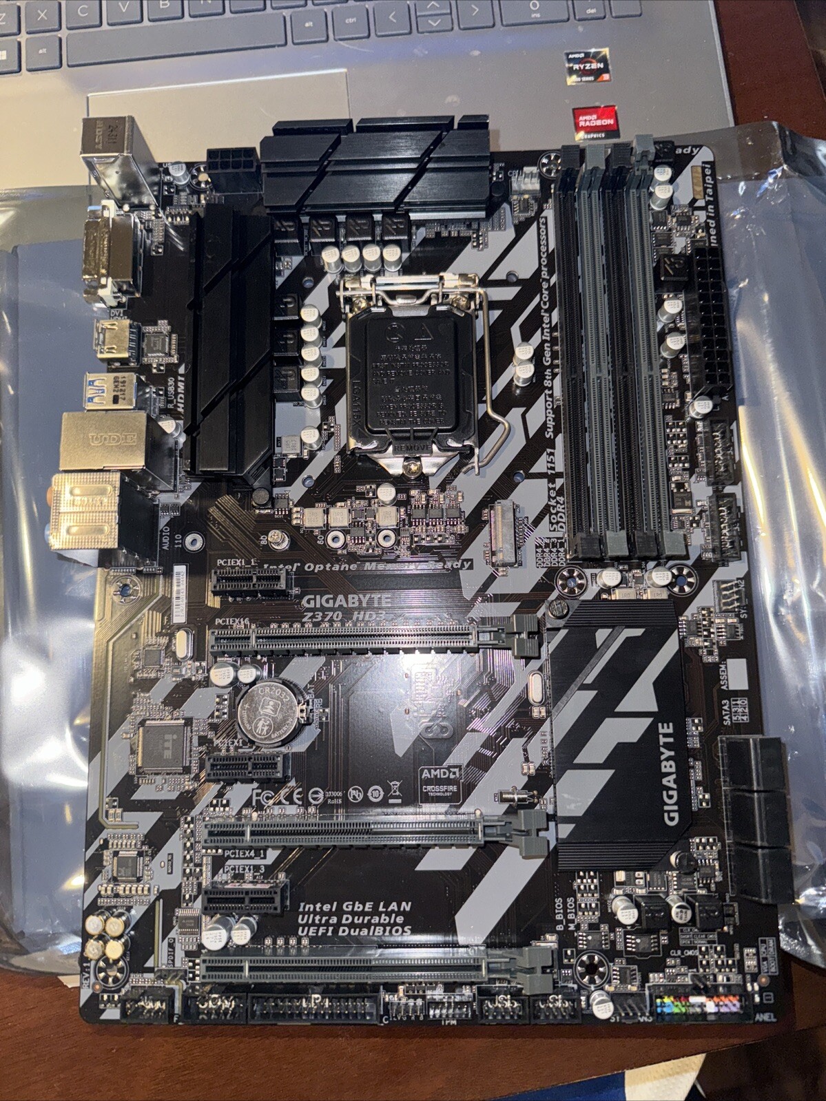 GIGABYTE Z370 HD3 LGA 1151 (300 Series) Intel Z370 HDMI ATX Intel Motherboard
