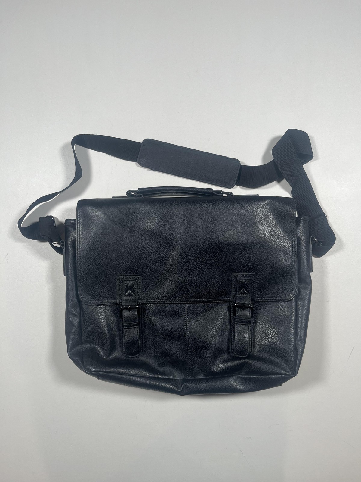 Kenneth Cole Reaction Messenger Laptop Bag Black Faux Leather Model 539675