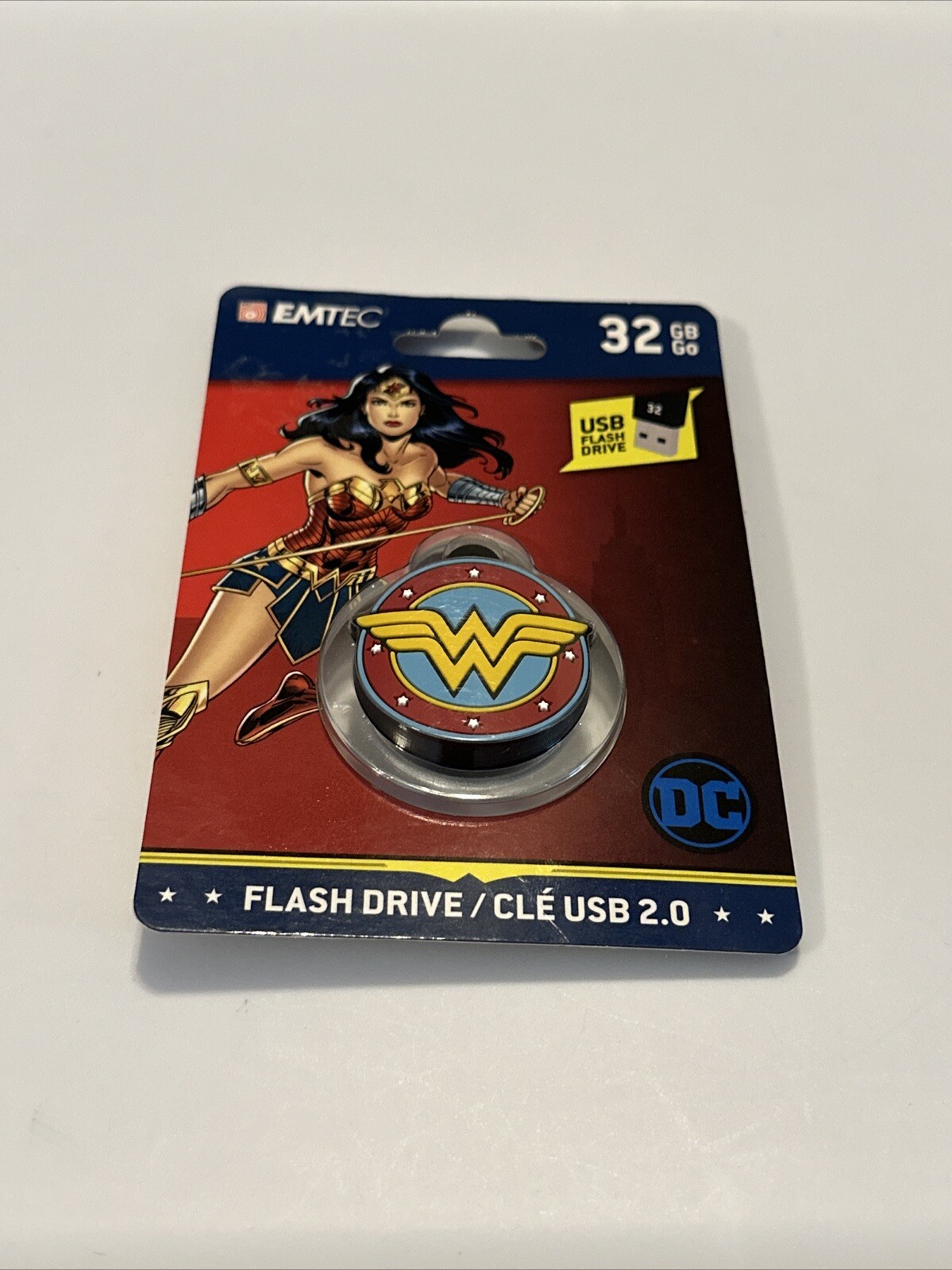 Emtec Wonder Woman USB 32 GB Flash Drive/Keychain Back to School New Sealed