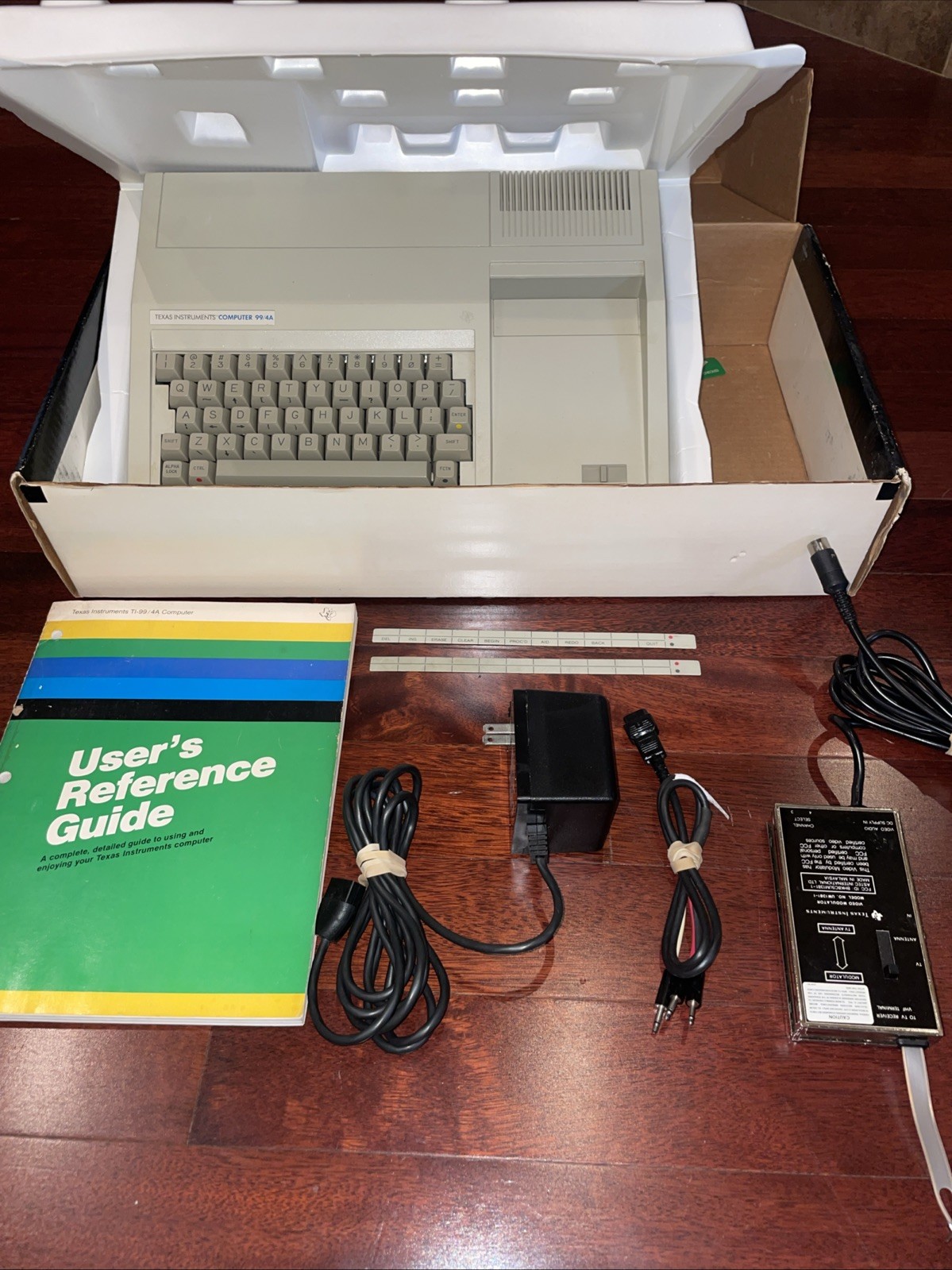 Rare Retro 1982 Texas Instruments TI99/4A Home Computer Tested W/ Box And Manual