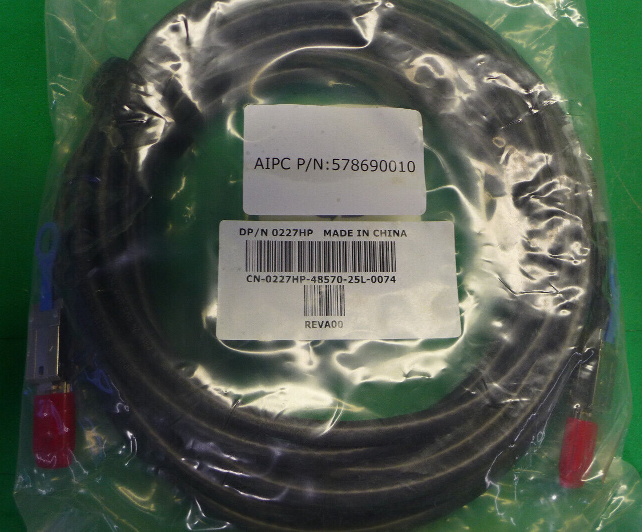 NEW Dell External Mini SAS SFF-8088 to SAS SFF-8088 8M Cable 227HP