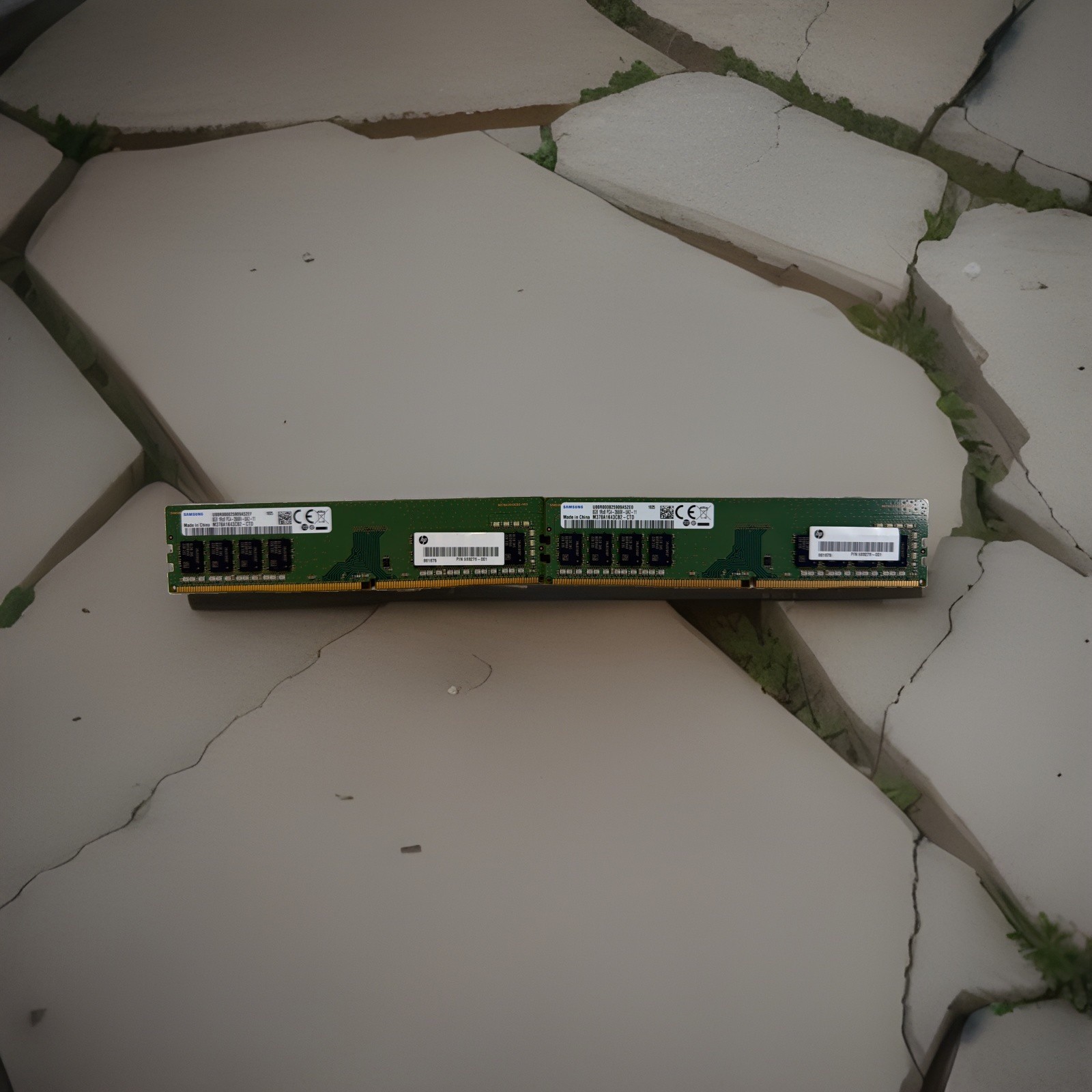 Lot 2x 8GB (16GB) Samsung M378A1K43CB2-CTD PC4-2666V Desktop Memory 1162