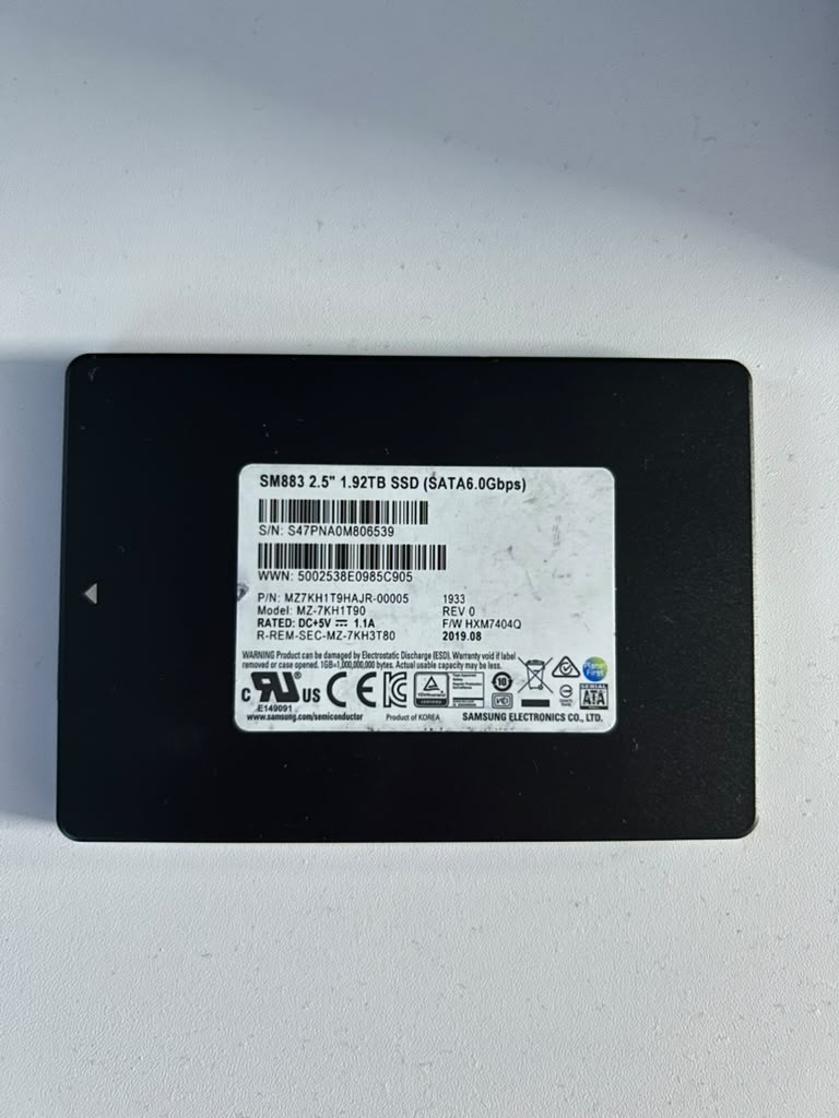 Samsung SM883 1.92TB SATA 6G 2.5" SSD. SATA Enterprise Class - 98% Health