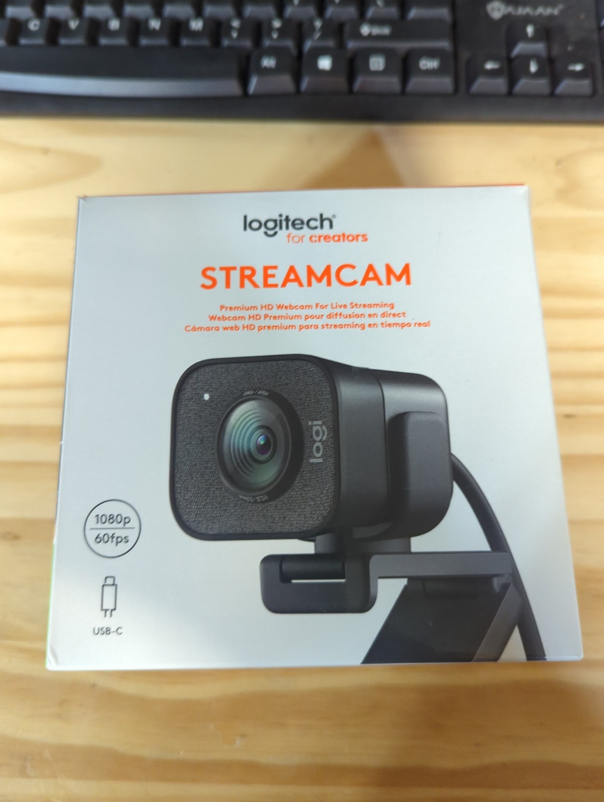 LOGITECH FOR CREATORS STREAMCAM PREMIUM WEBCAM FOR CREATORS