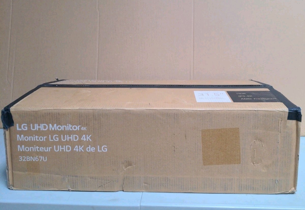 LG 32BN67U-B 32" 4K UHD IPS Monitor - 3840x2160 - Excellent Condition