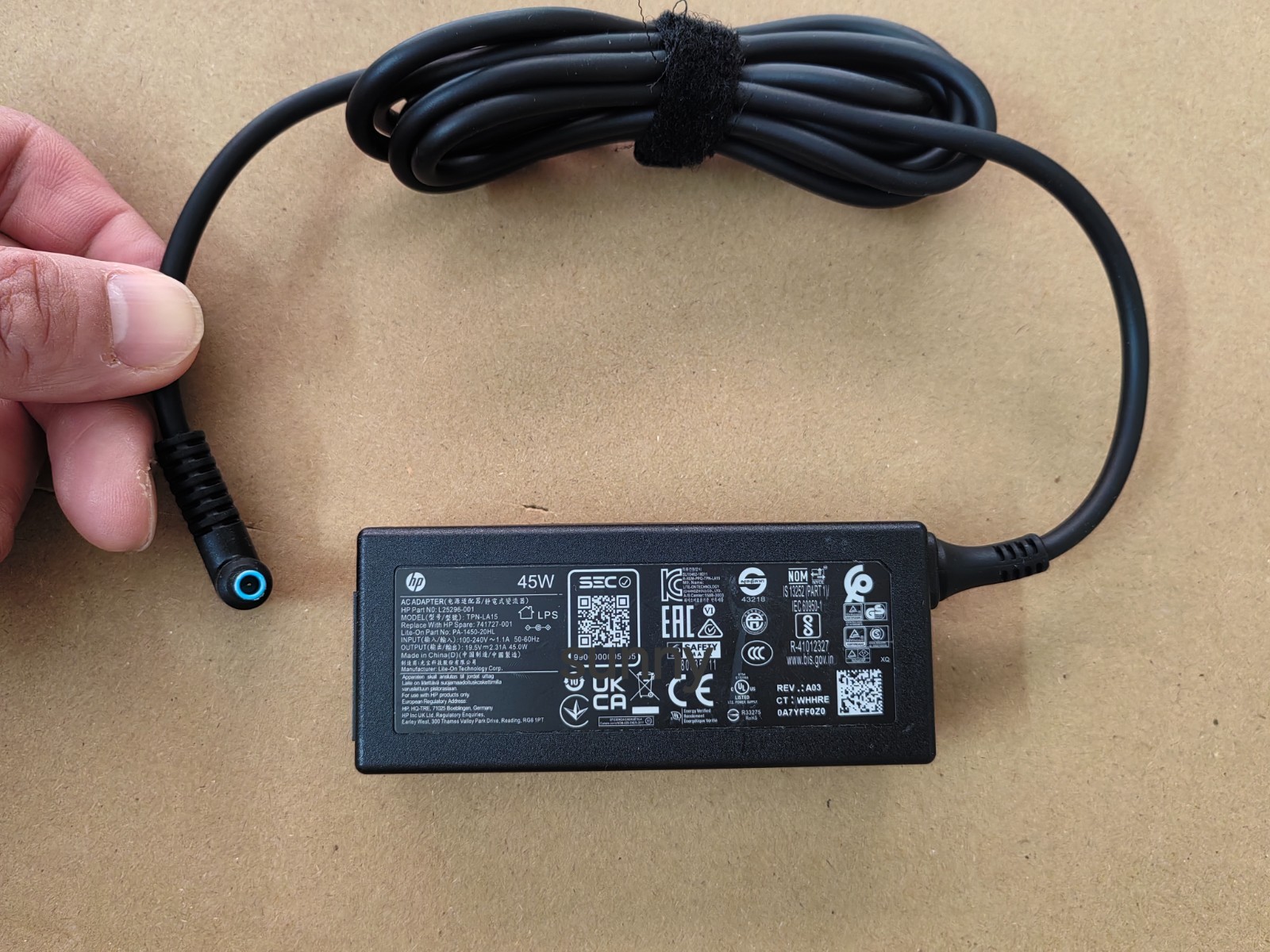 For HP Laptop 17-ak007na 17z-ca100 19.5V 2.31A 45W L25296-001 AC Adapter Genuine