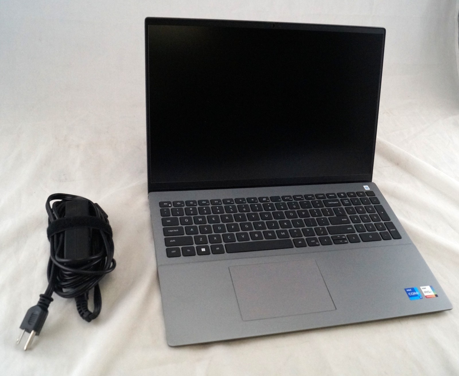 Dell Vostro 16 5630; i7-1360p; 16GB RAM; 512GB SSD; Windows 11 Pro; Ships Free