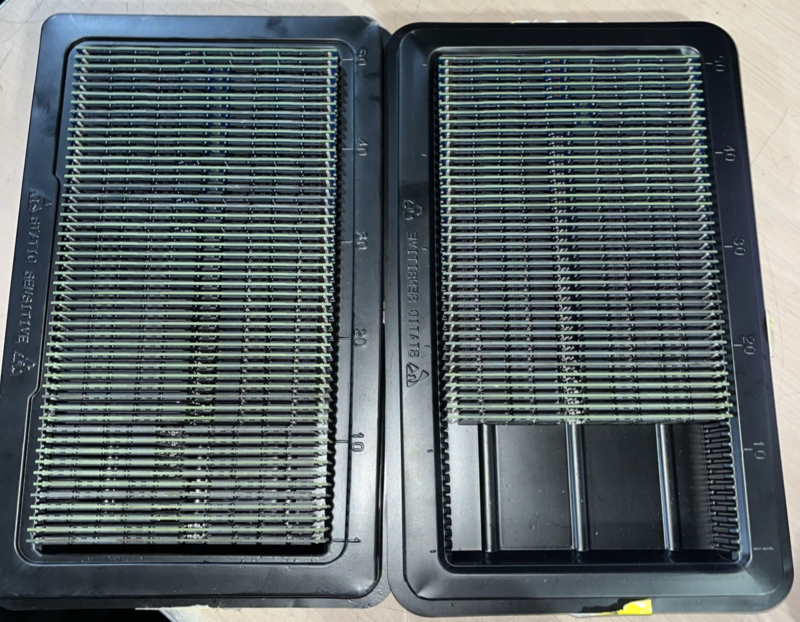 LOT OF 77 SK HYNIX 16GB 2Rx4 PC3-14900R DDR3-1866 ECC RDIMM HMT42GR7AFR4C-RD