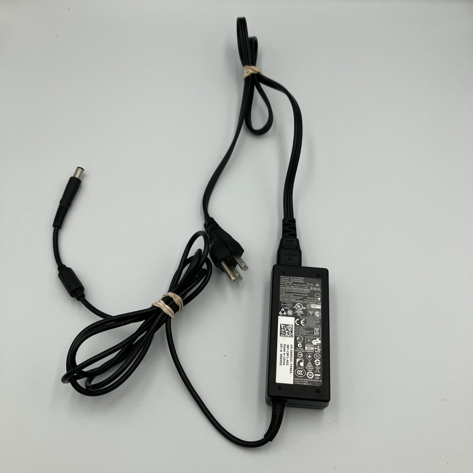 DELL HA65NS5-00 19.5V 3.34A 65W Genuine Original AC Power Adapter Charger