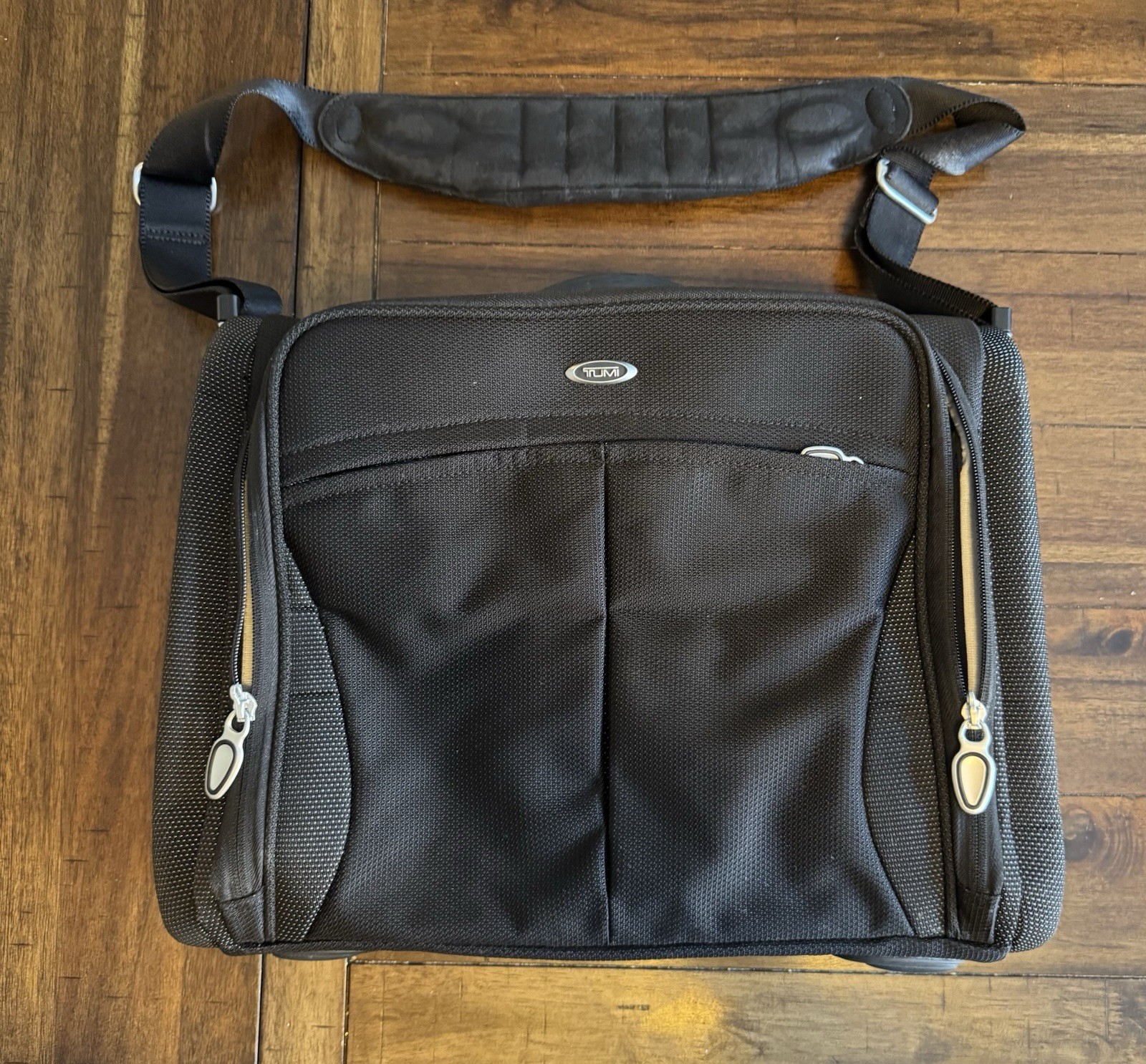 TUMI T3 Ballistic Nylon Messenger Overnight Cabin Bag 16 Commuter Case 6402STE