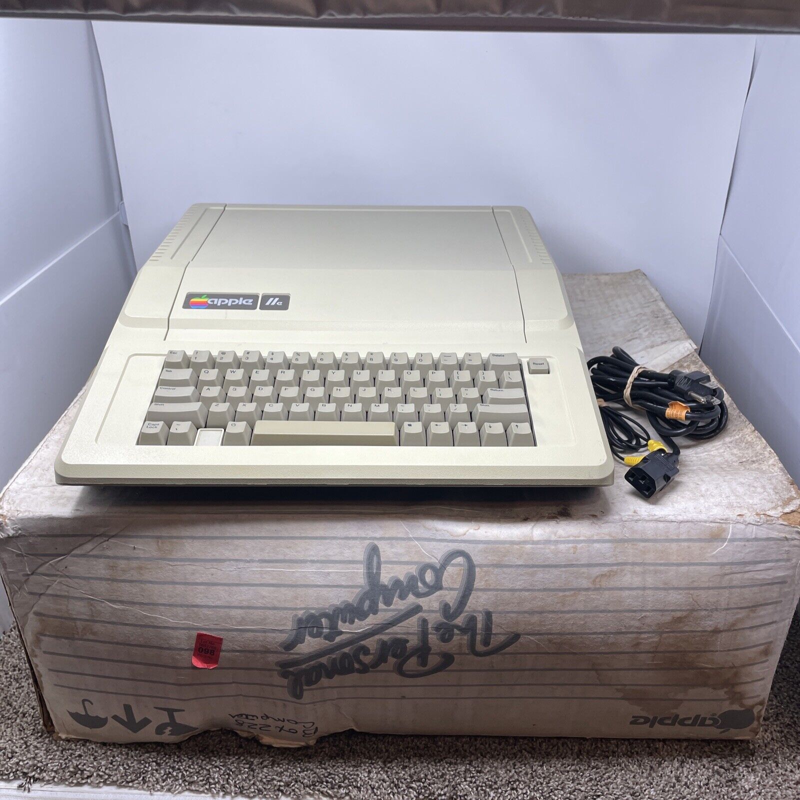 Apple IIe Vintage 🍎 Computer Retro Gaming In Original Box No Power Supply