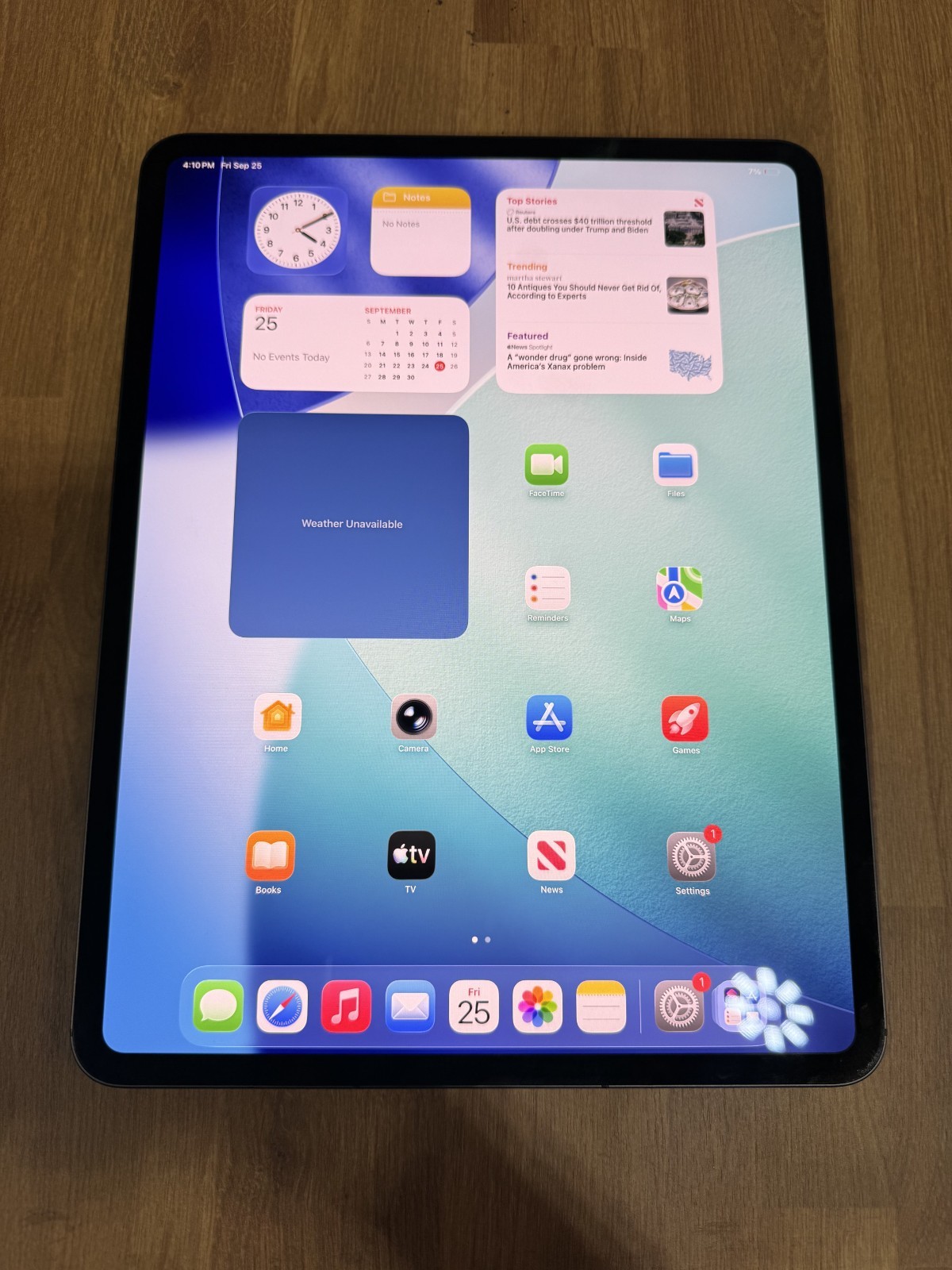 Apple iPad Pro 13 M4 Chip 256 GB, Wi-Fi + 5G, 13 in - Space Black ( BH 99% )