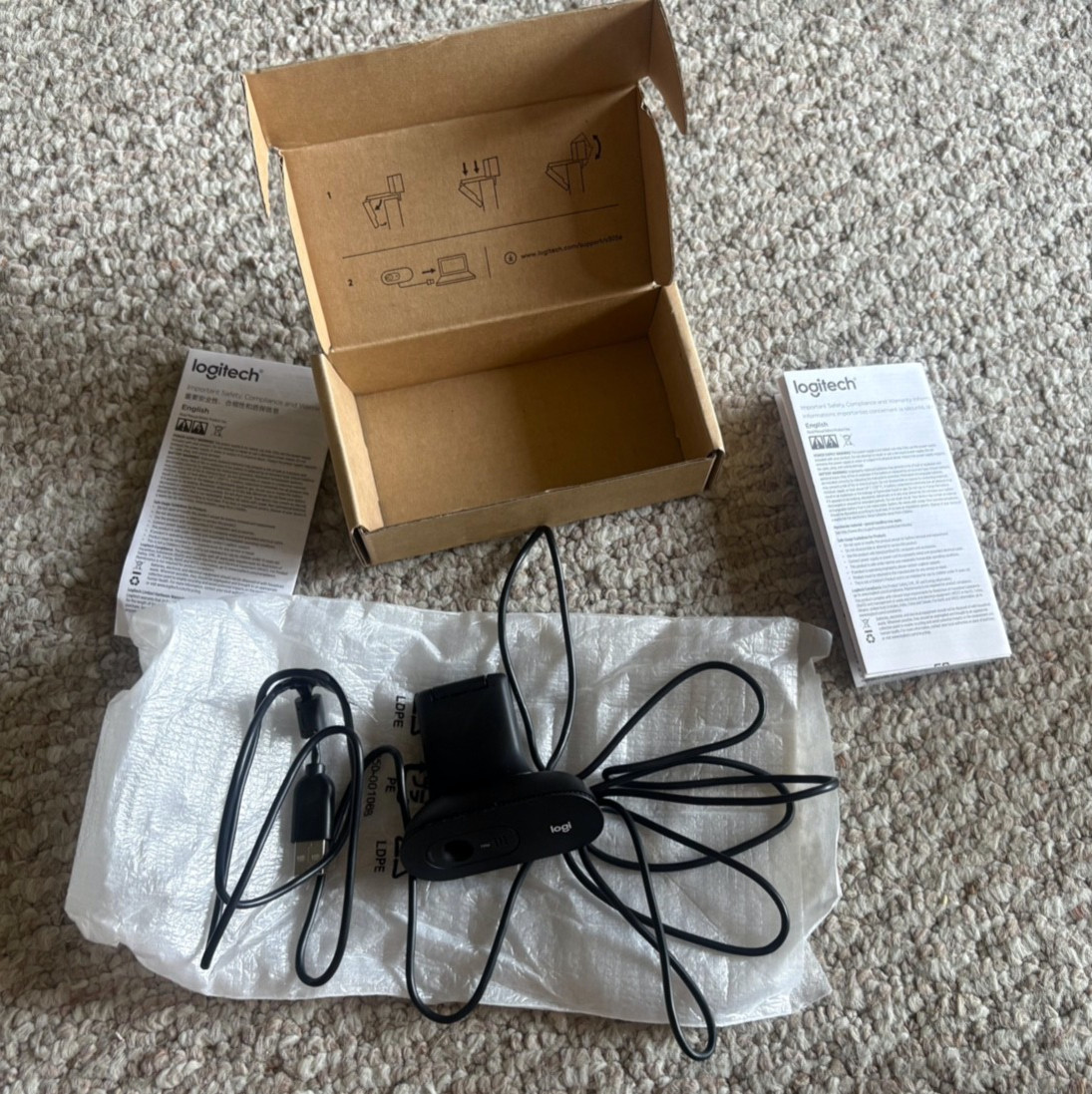Logitech C505/C505e HD Wired Business Webcam with 720p and Long-Range Mic