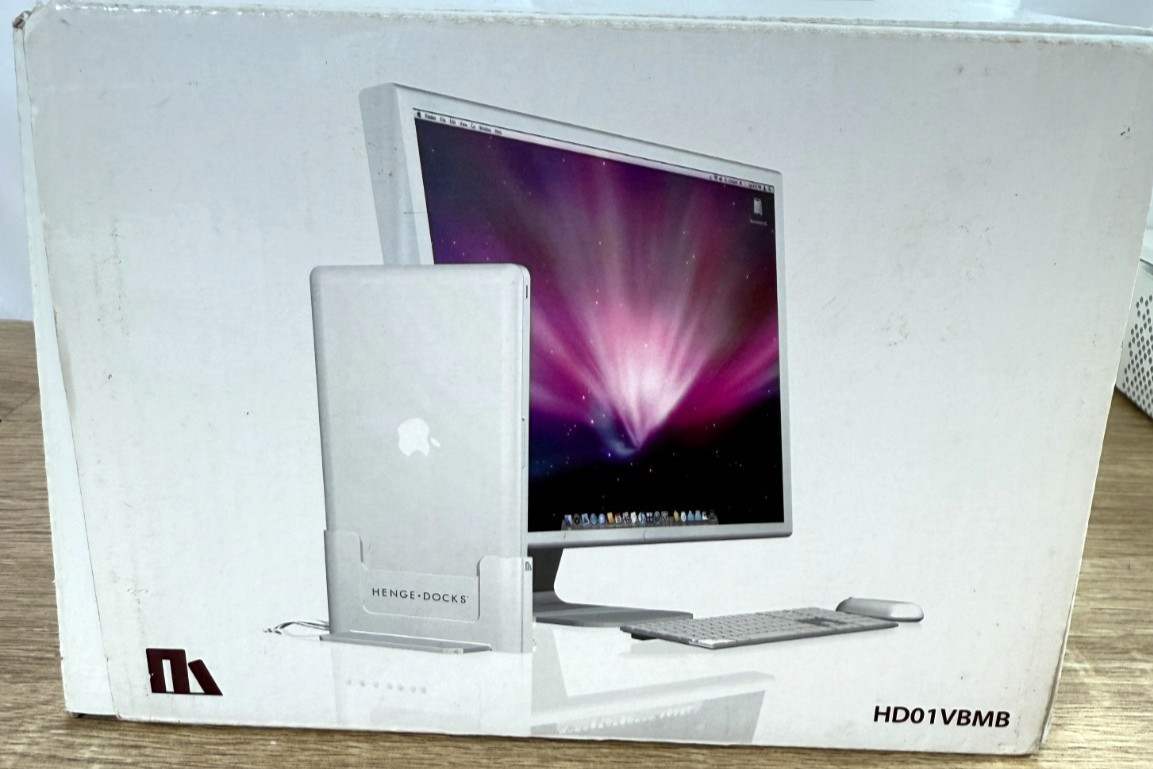 Henge Docks HD01VBMB Vertical Docking Station for MacBook — Unused, Open Box