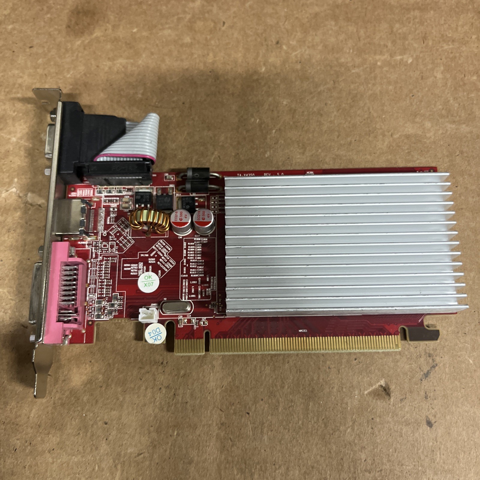 ATI 109-TA0098-50 Radeon HD 5450 512MB DDR3 PCI-E Graphics Card HD5450 HDMI/DVI