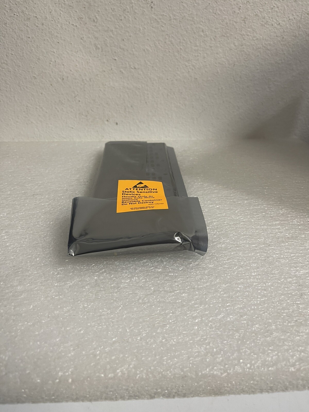 IBM 45W9615 45W9613 300GB 15K 2.5" SAS HARD DRIVE WITH TRAY/CADDY